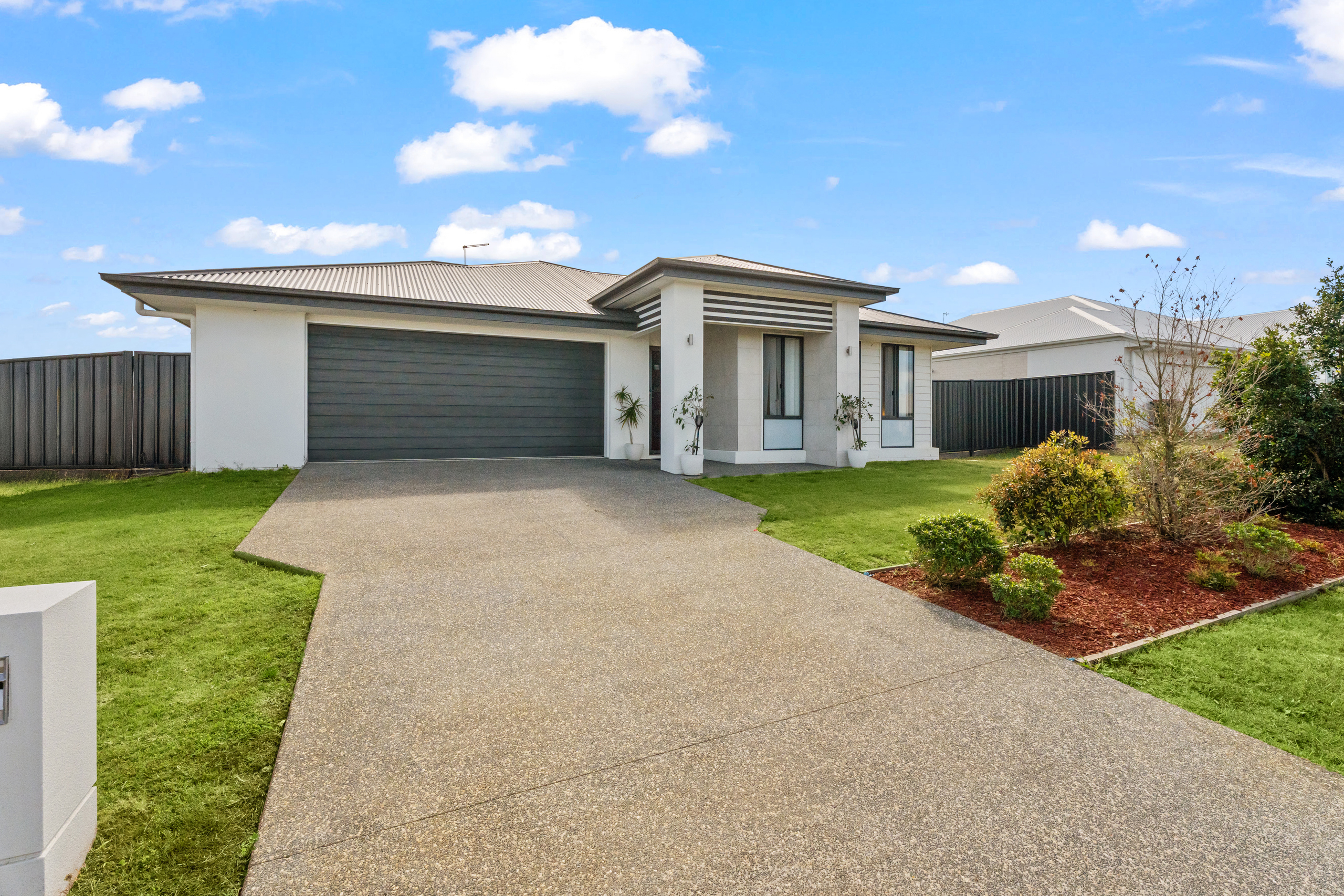 13 Woodruff Crescent, NIKENBAH, QLD 4655 AUS