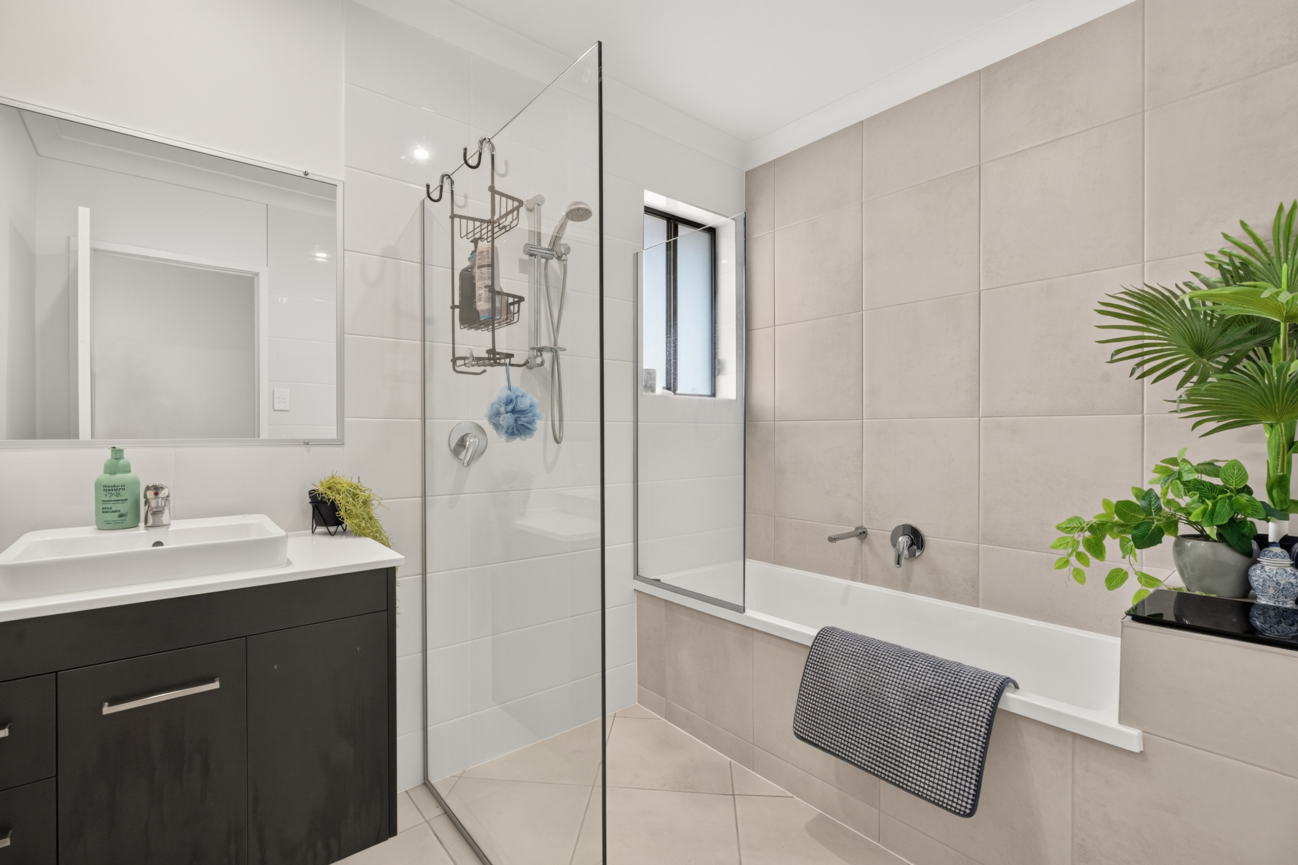 13 Woodruff Crescent, NIKENBAH, QLD 4655 AUS