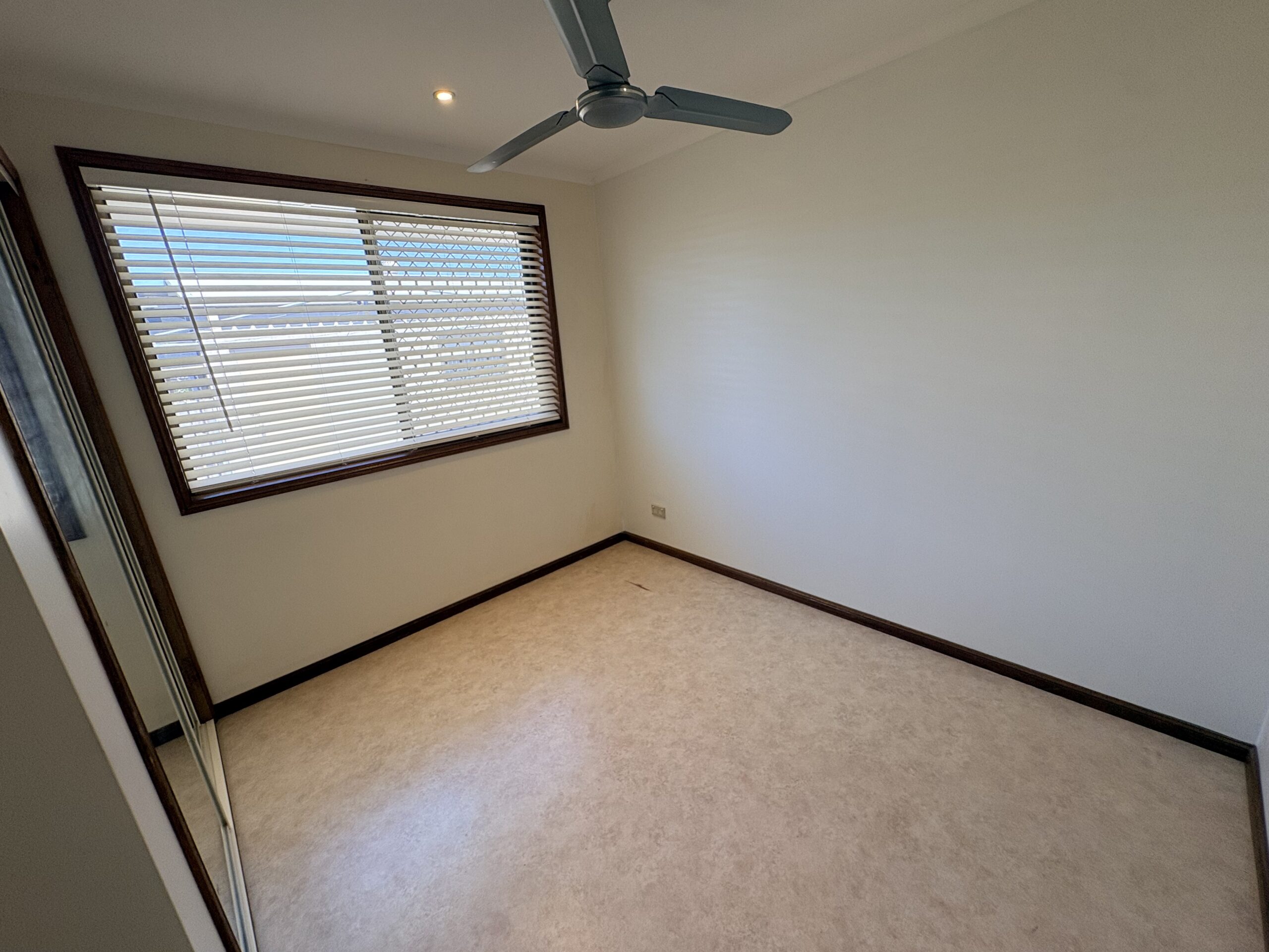 21 Areca Drive, KAWUNGAN, QLD 4655 AUS