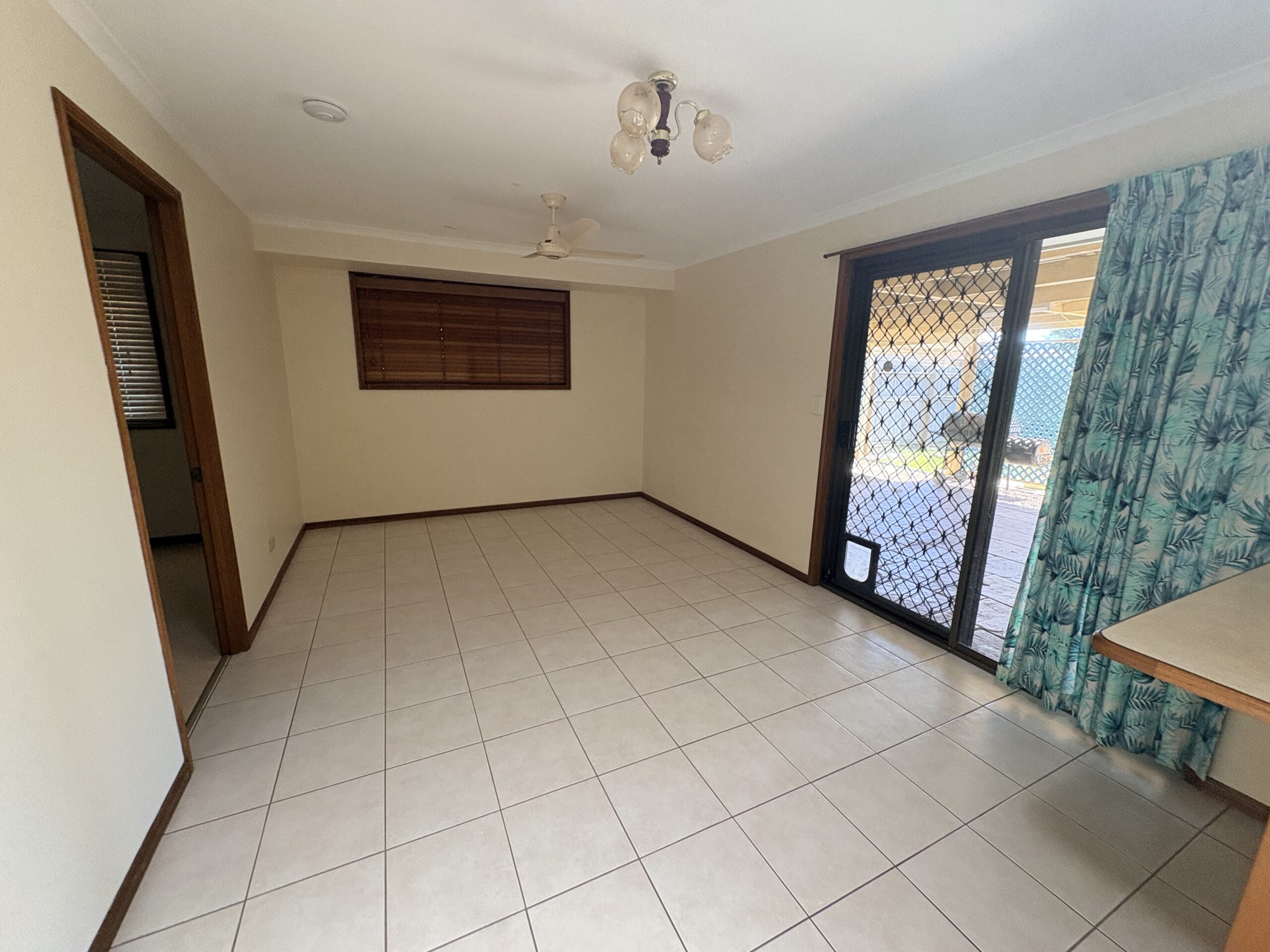 21 Areca Drive, KAWUNGAN, QLD 4655 AUS