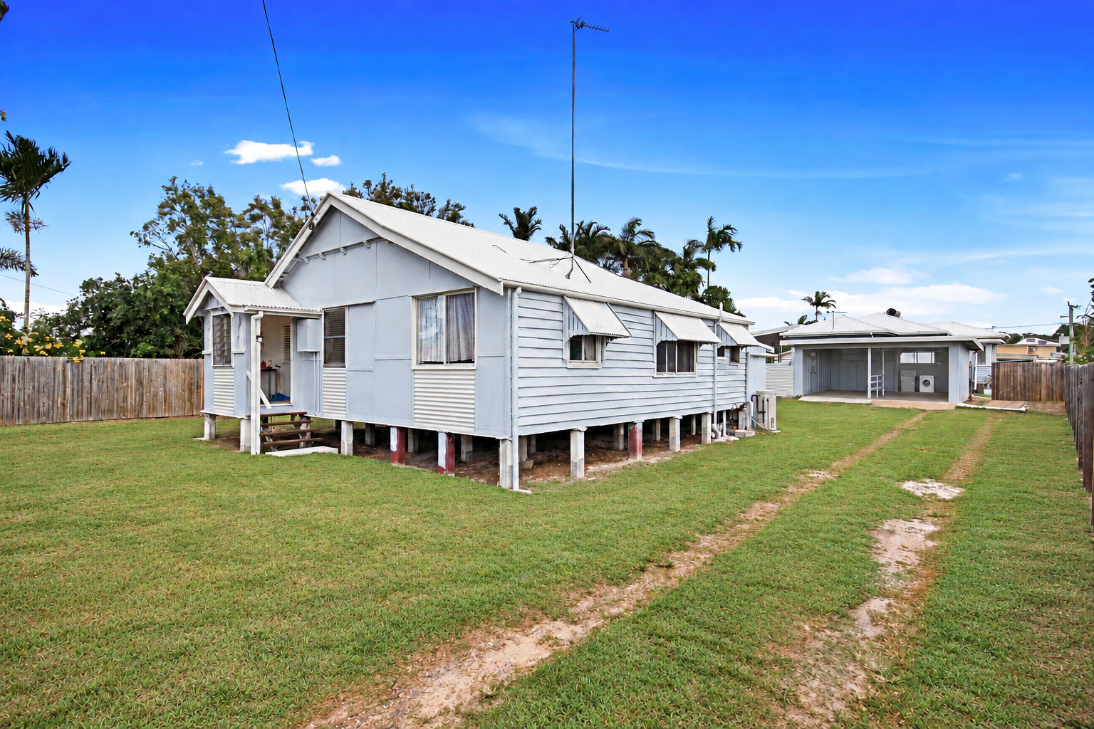 47 Shell Street, URANGAN, QLD 4655 AUS