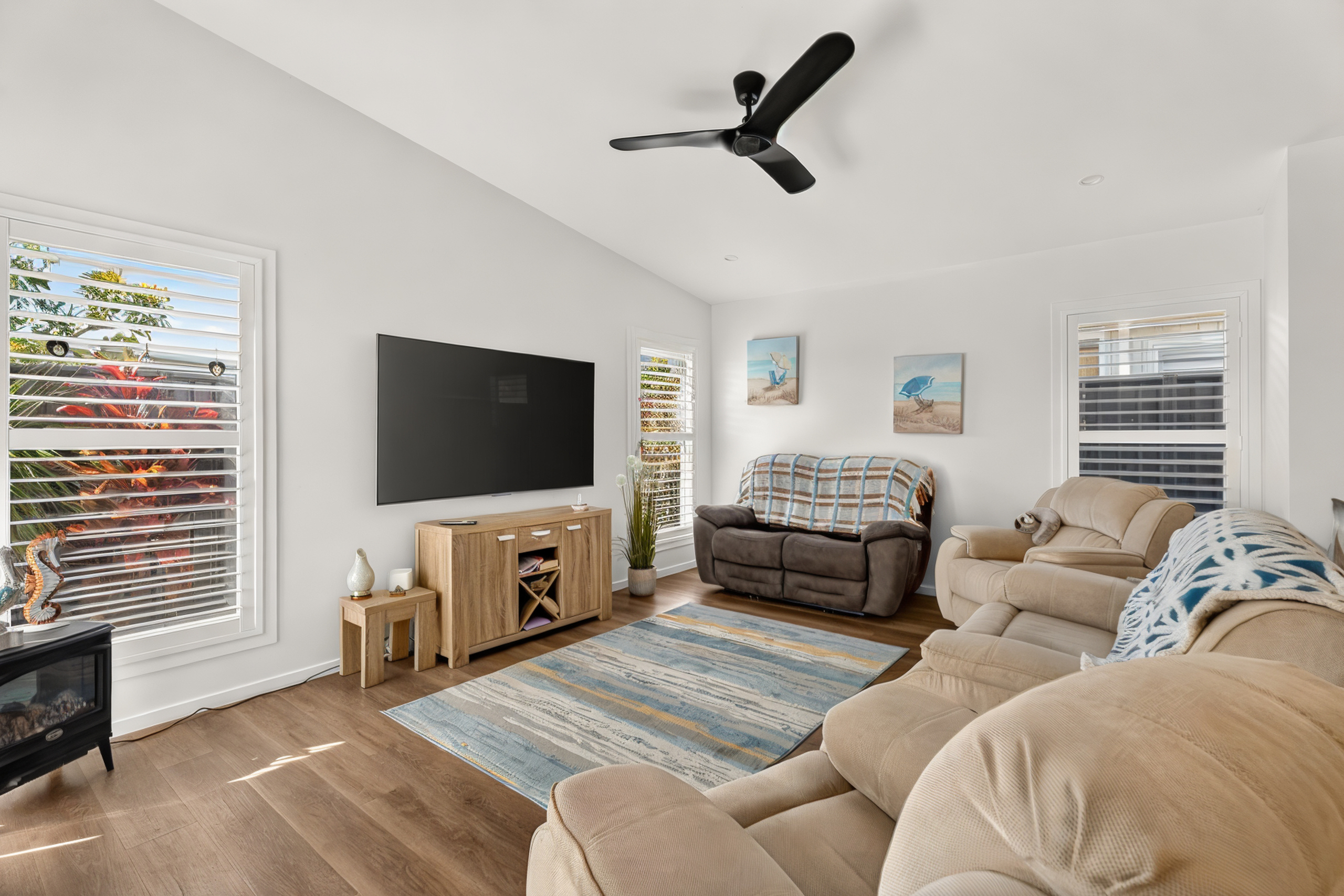123/5 Serenity Drive, ELI WATERS, QLD 4655 AUS