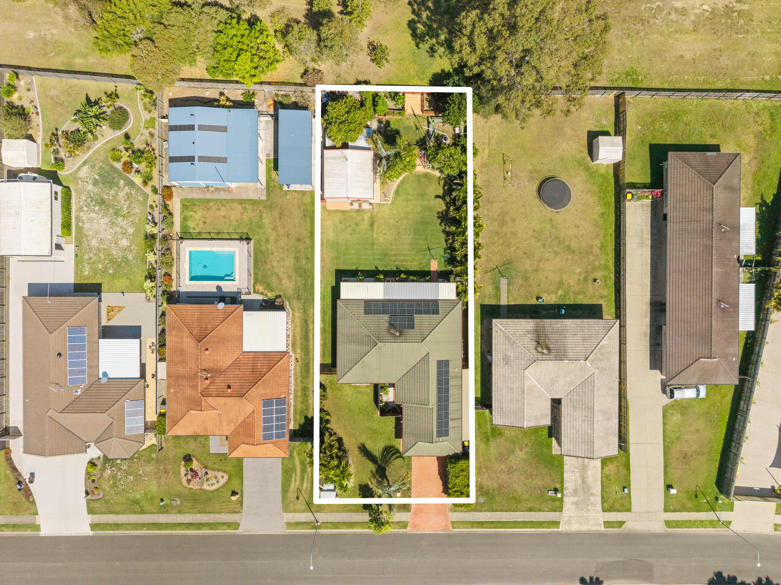 52 Saint Joseph Drive, URRAWEEN, QLD 4655 AUS