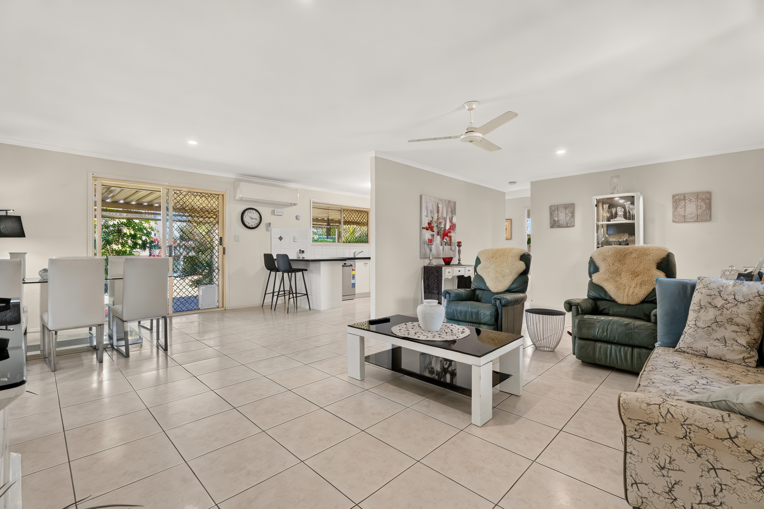 52 Saint Joseph Drive, URRAWEEN, QLD 4655 AUS