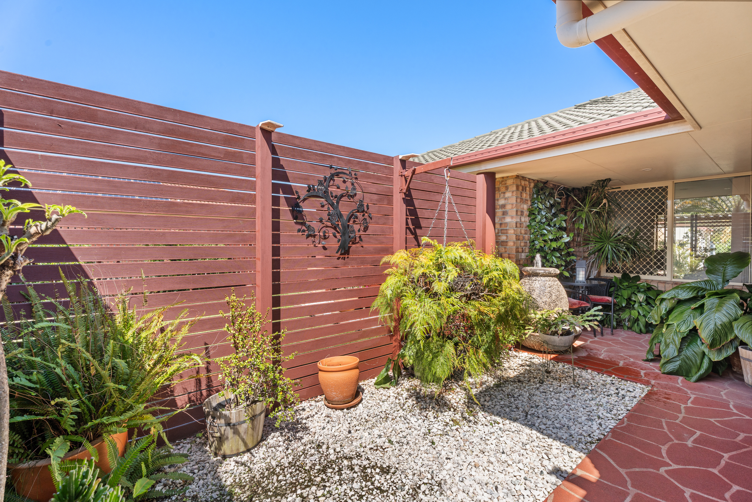 52 Saint Joseph Drive, URRAWEEN, QLD 4655 AUS