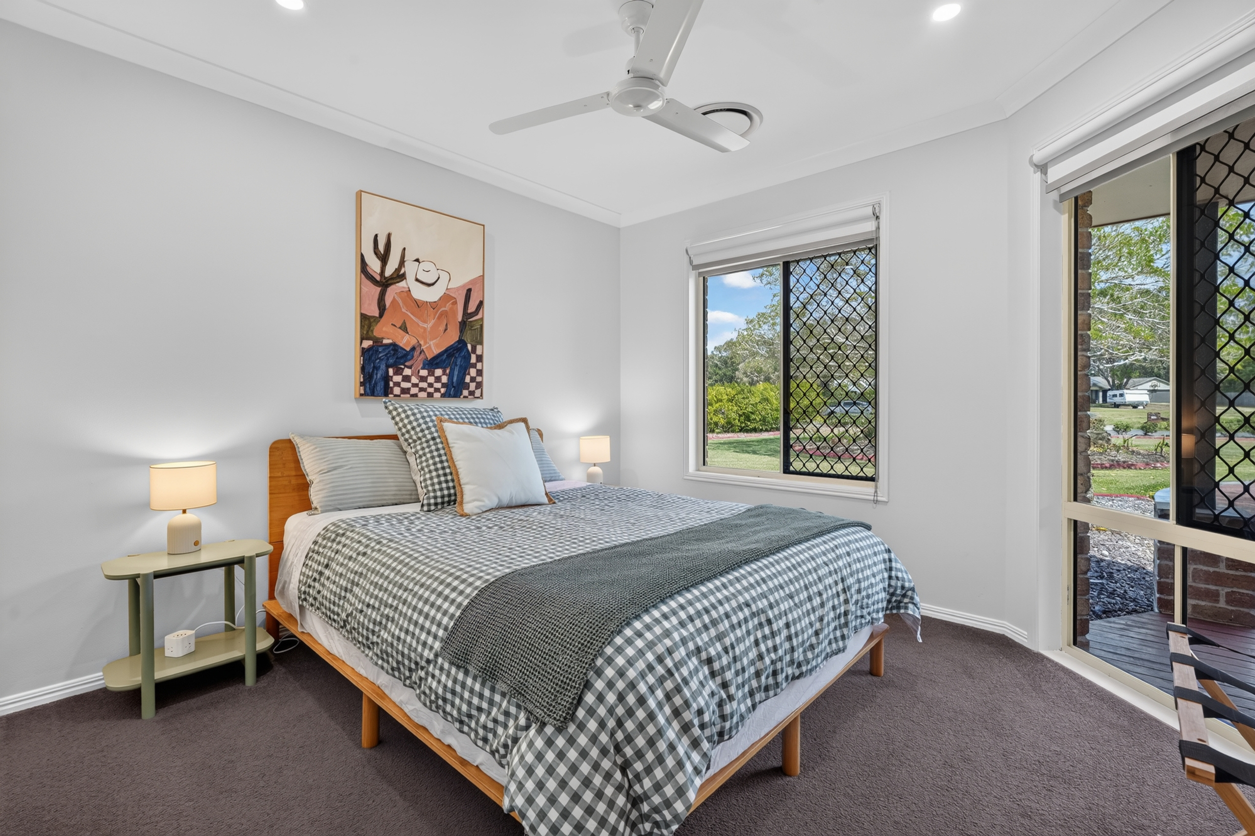 14 Kathleen Crescent, WONDUNNA, QLD 4655 AUS