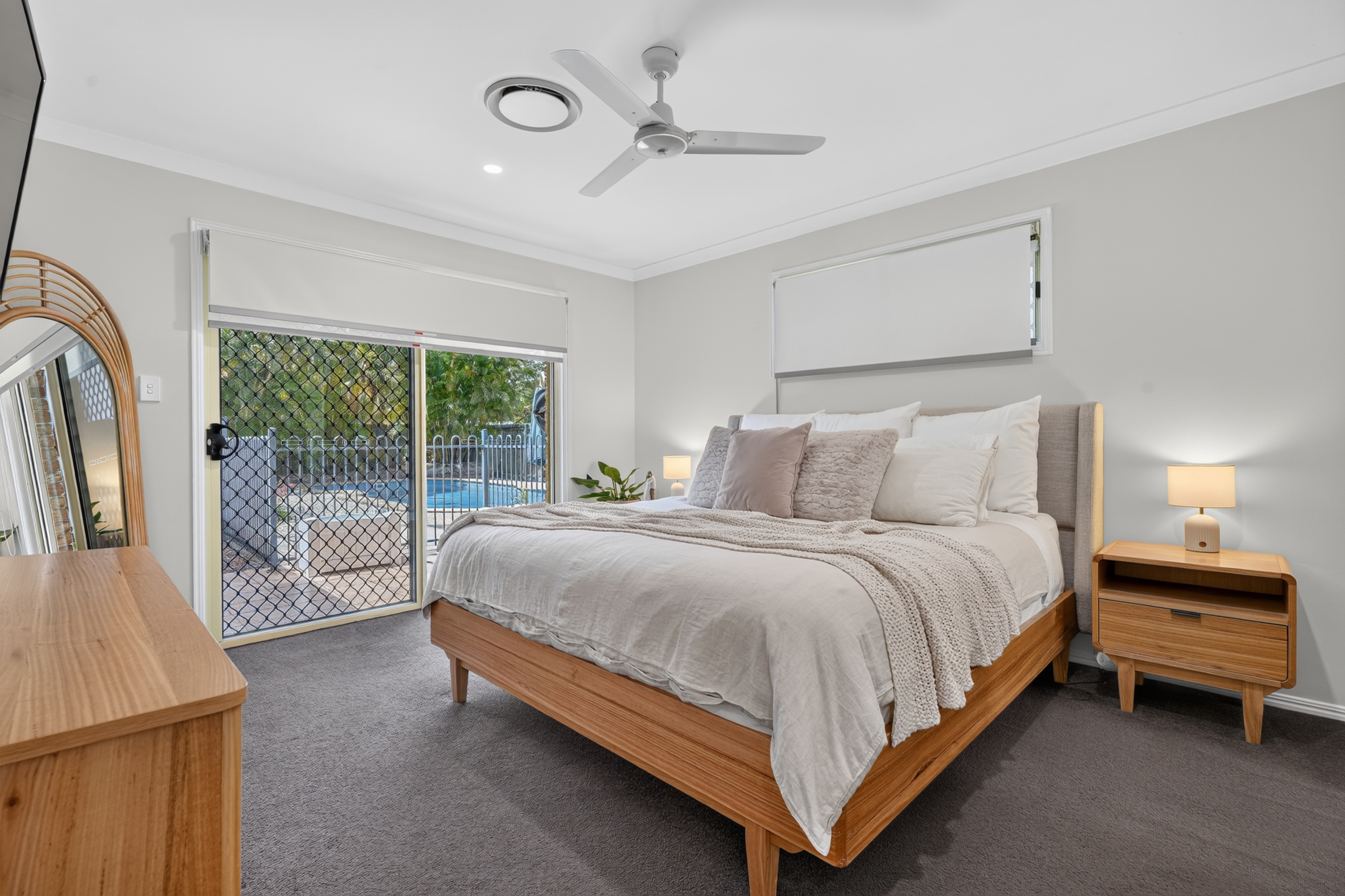 14 Kathleen Crescent, WONDUNNA, QLD 4655 AUS