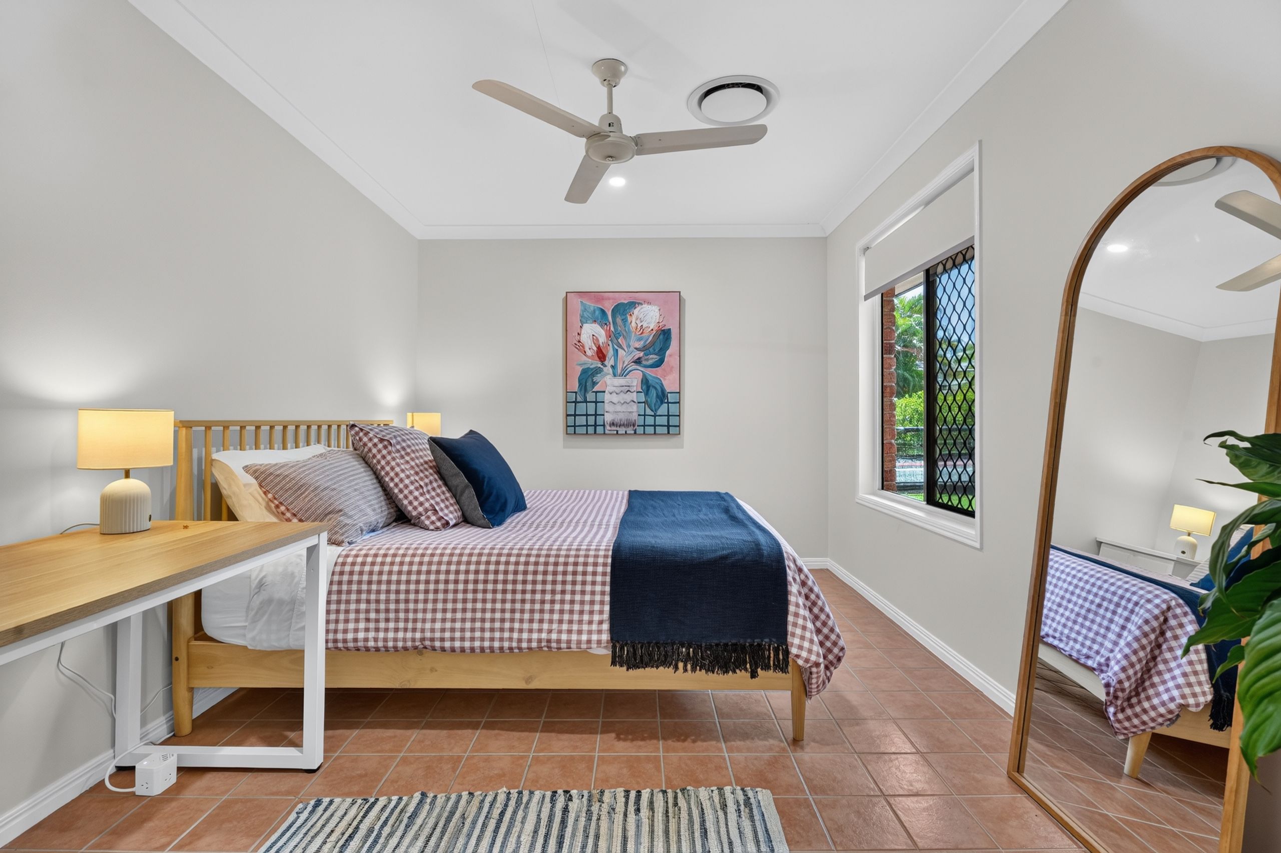 14 Kathleen Crescent, WONDUNNA, QLD 4655 AUS