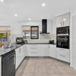 14 Kathleen Crescent, WONDUNNA, QLD 4655 AUS