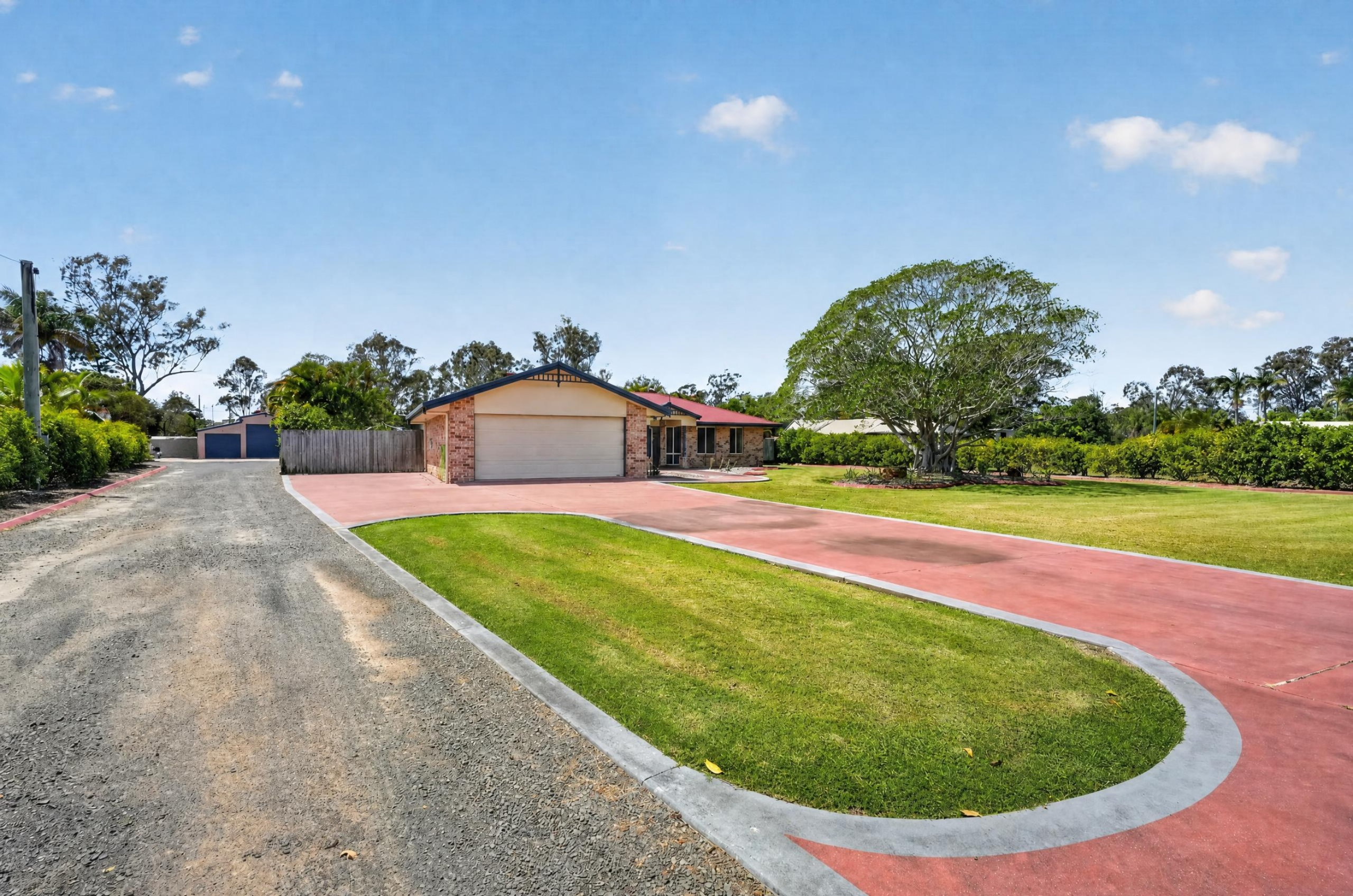 14 Kathleen Crescent, WONDUNNA, QLD 4655 AUS