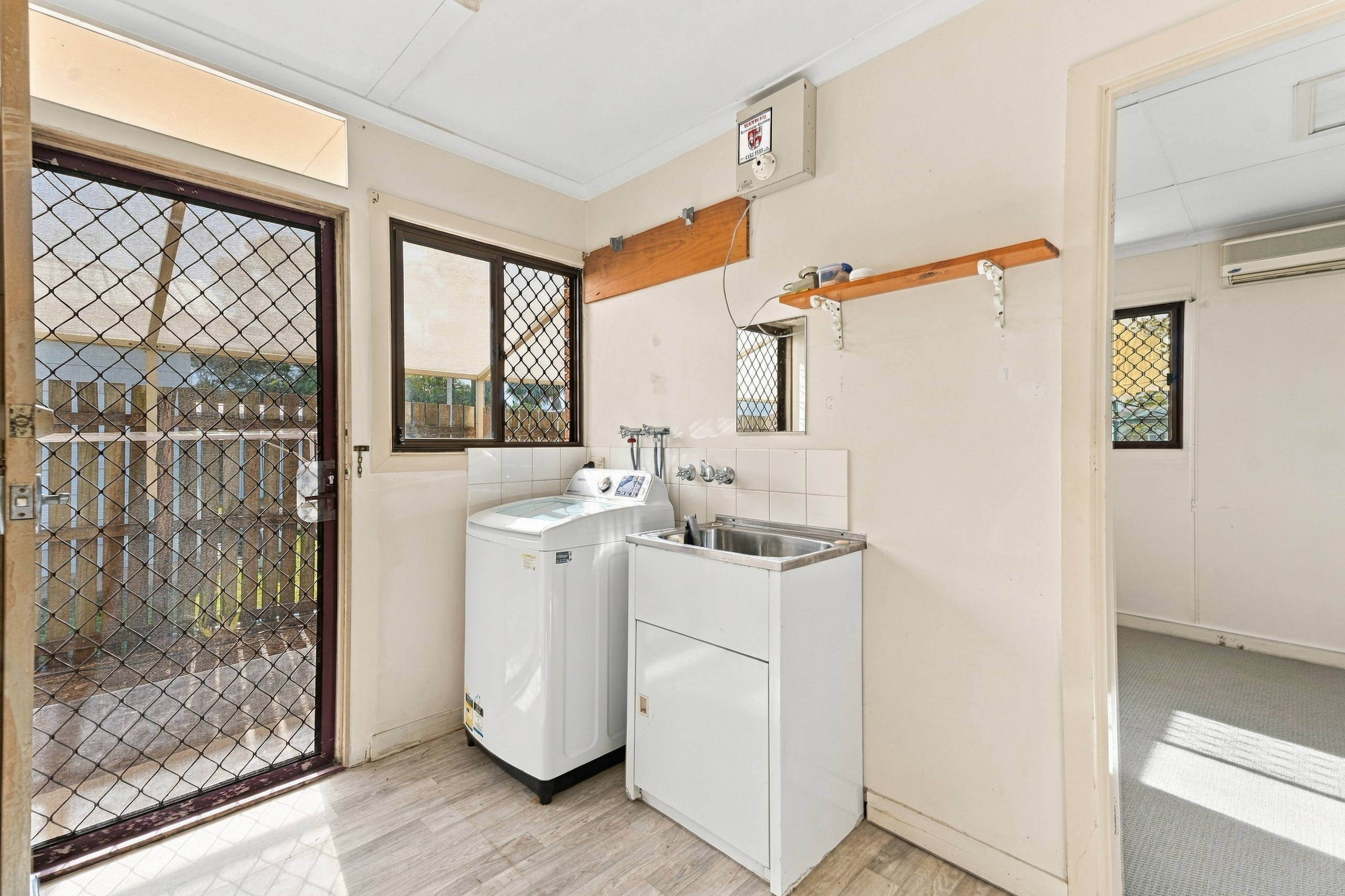 34 Caddy Avenue, URRAWEEN, QLD 4655 AUS