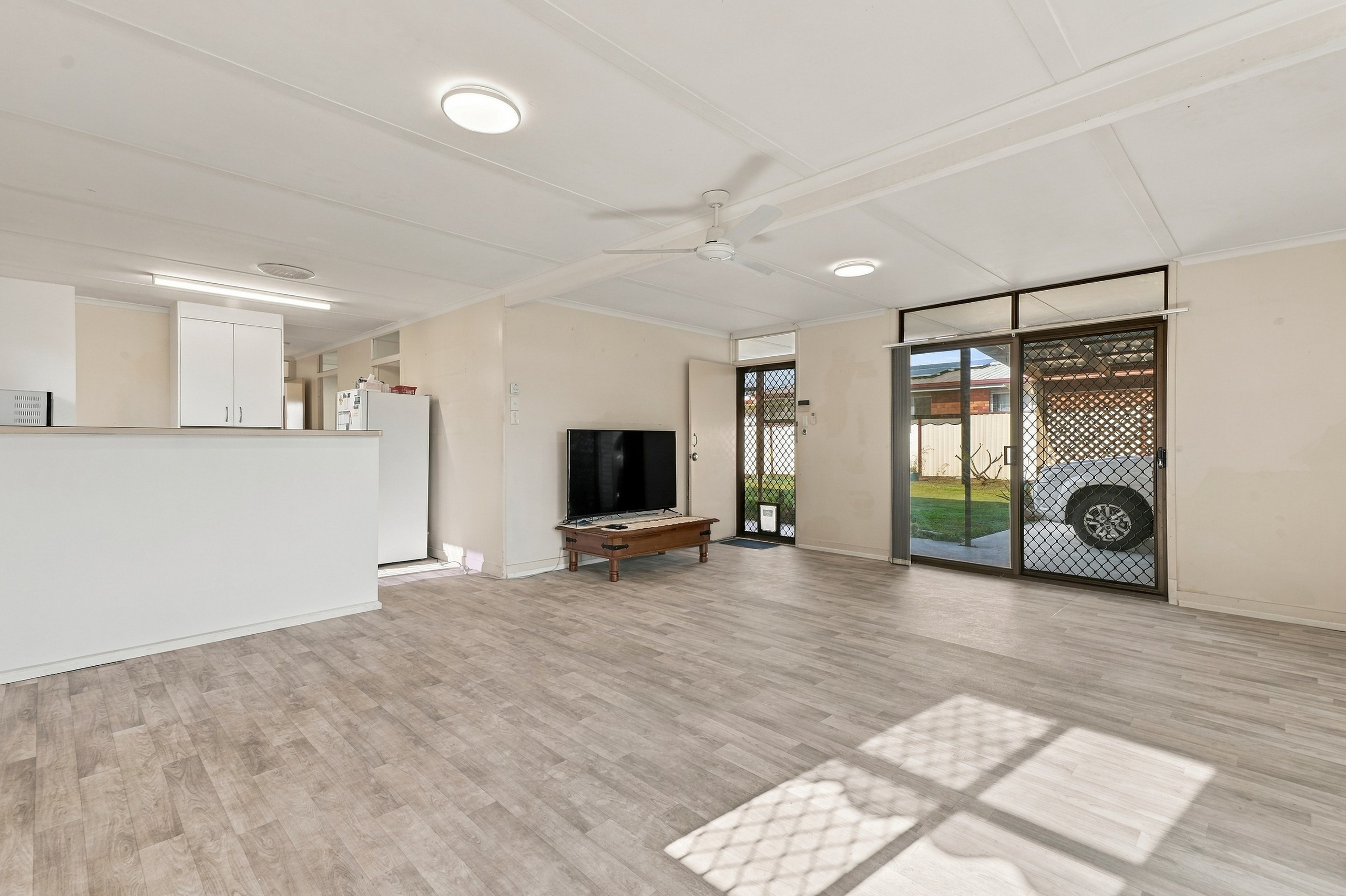 34 Caddy Avenue, URRAWEEN, QLD 4655 AUS
