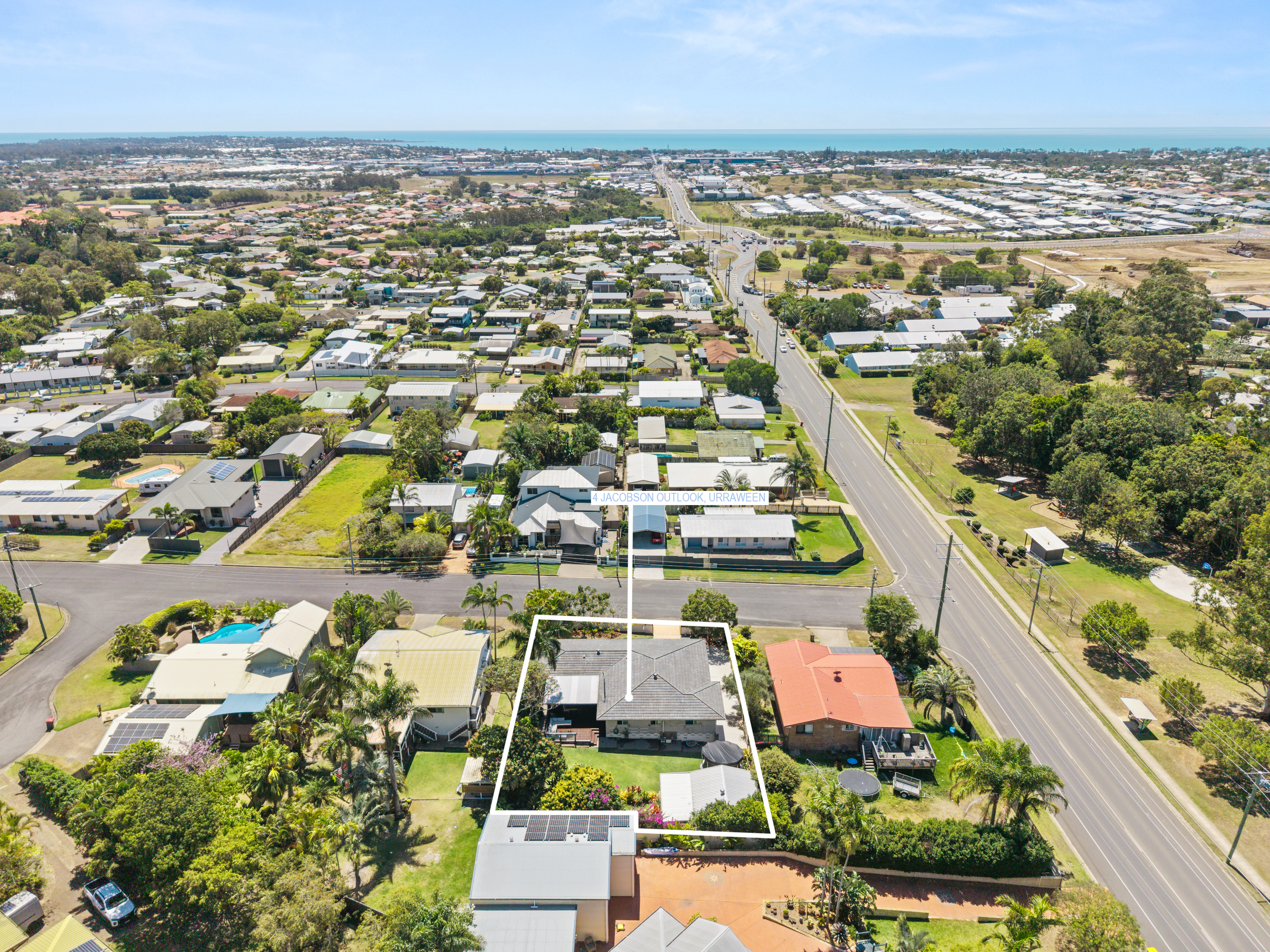 4 Jacobsen Outlook, URRAWEEN, QLD 4655 AUS