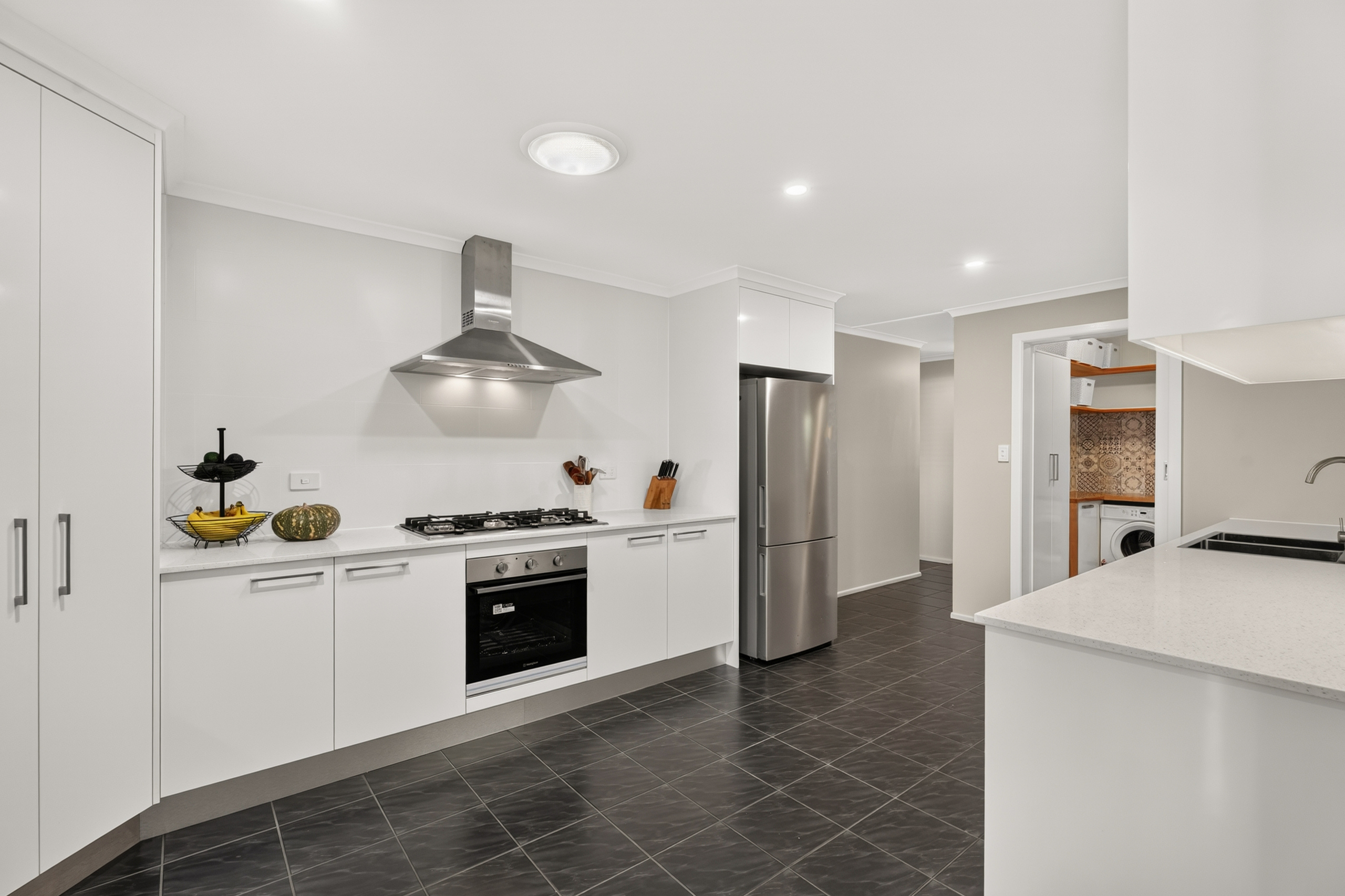 4 Jacobsen Outlook, URRAWEEN, QLD 4655 AUS