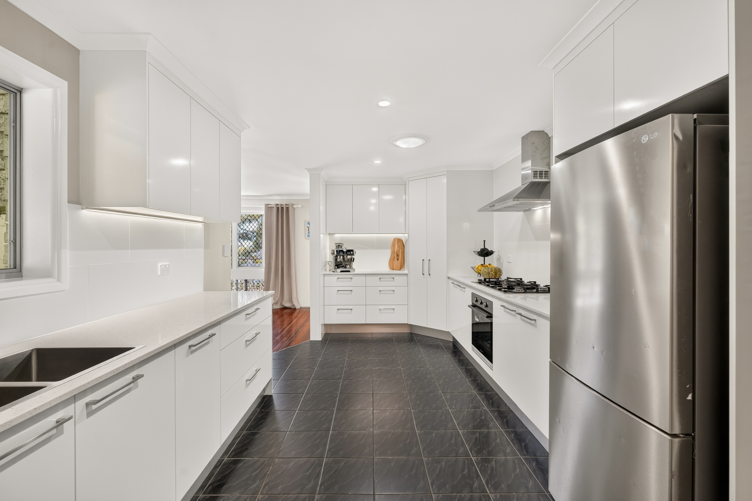 4 Jacobsen Outlook, URRAWEEN, QLD 4655 AUS
