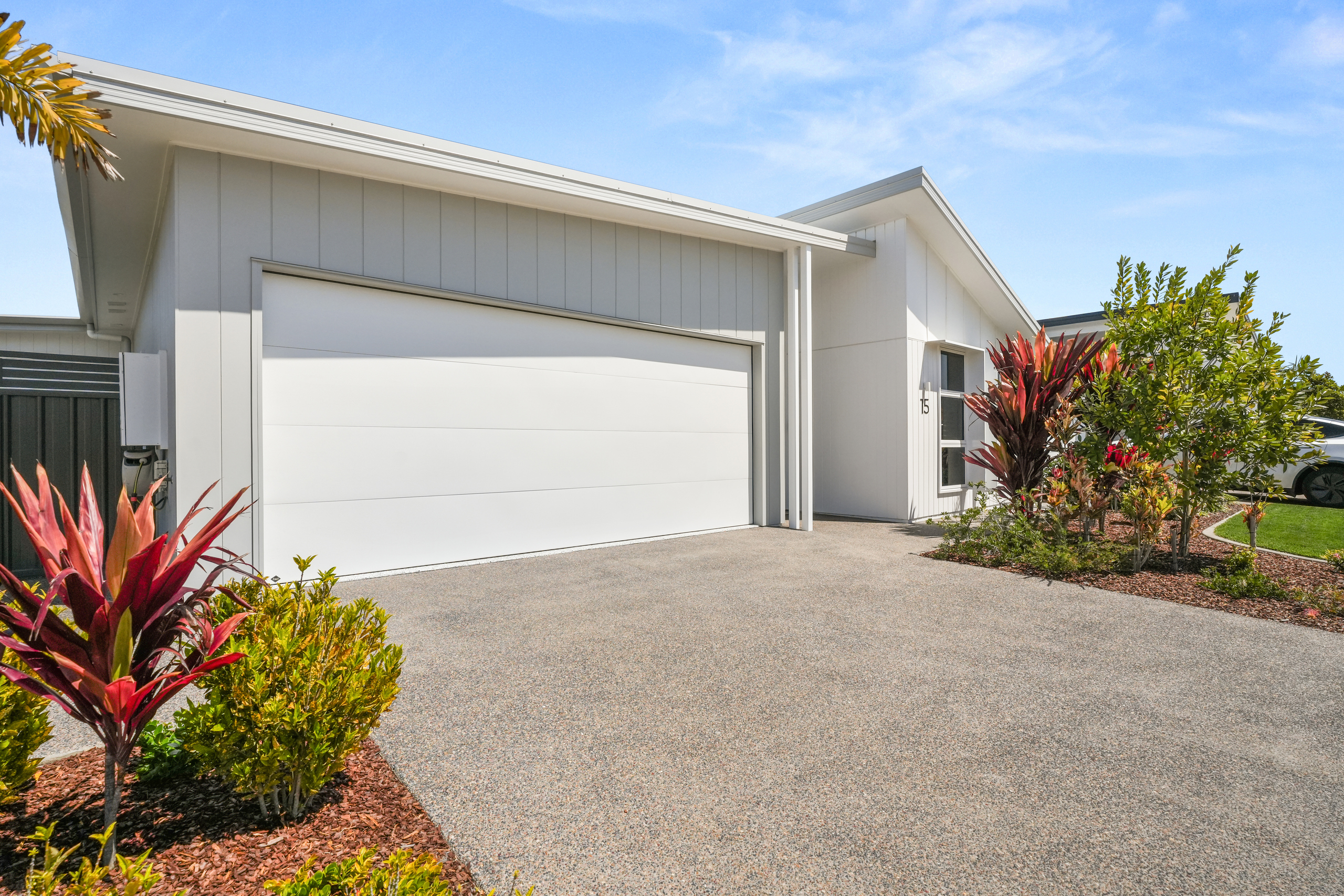15/77 Spring Way,, NIKENBAH, QLD 4655 AUS