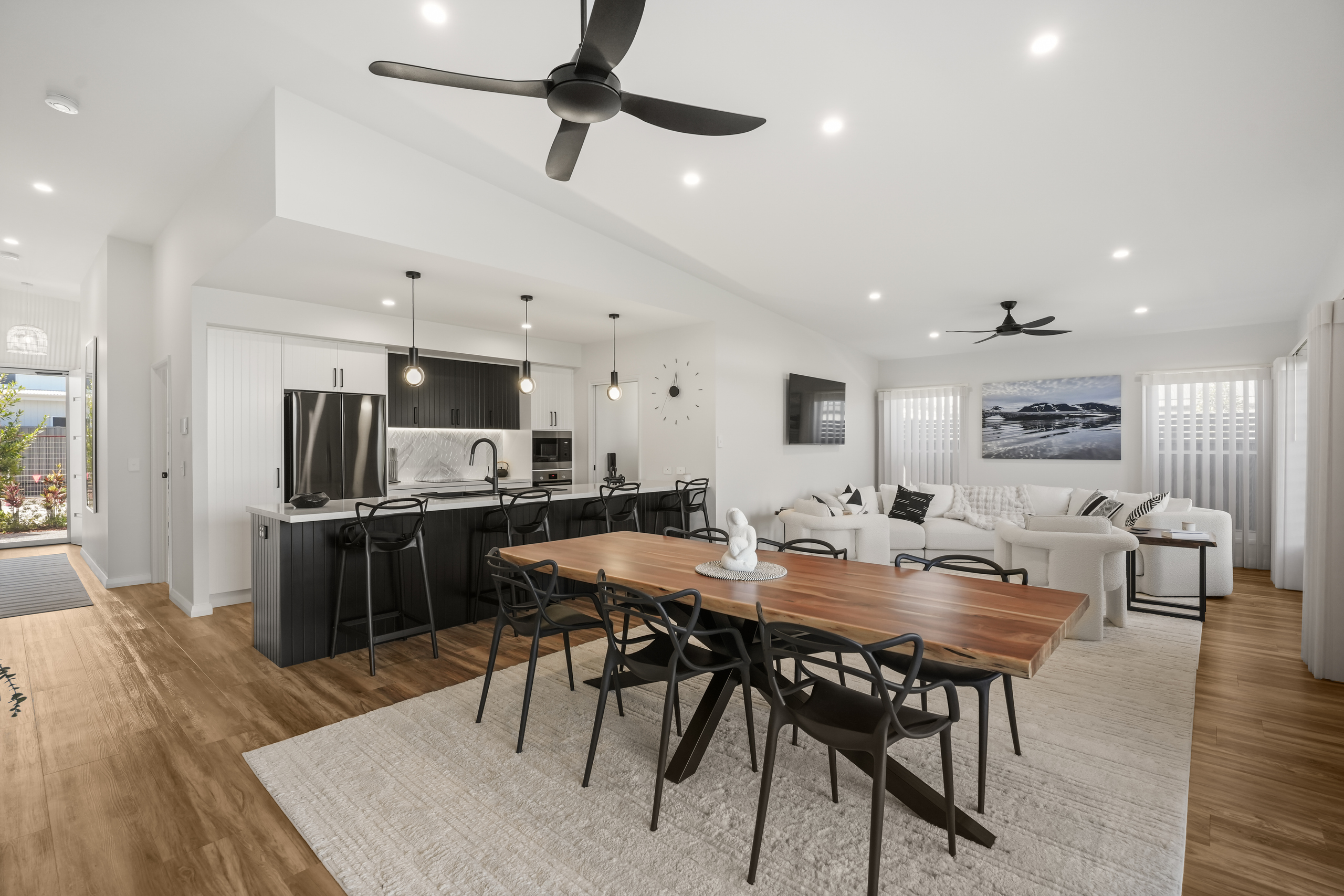 15/77 Spring Way,, NIKENBAH, QLD 4655 AUS
