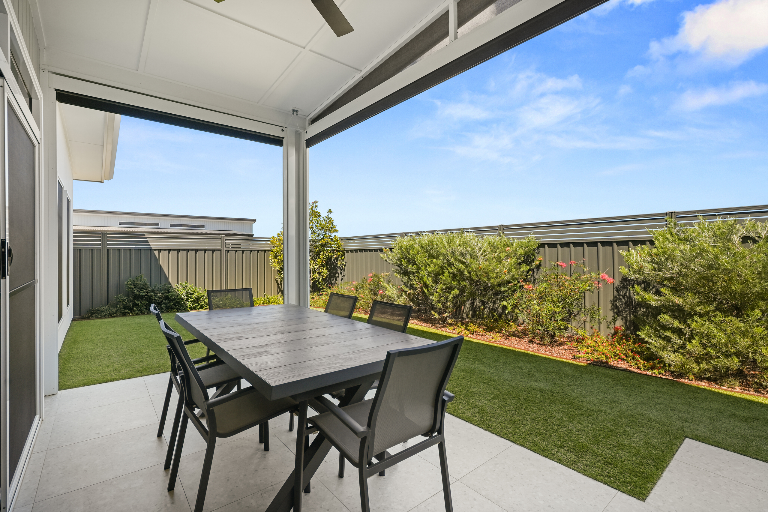 15/77 Spring Way,, NIKENBAH, QLD 4655 AUS