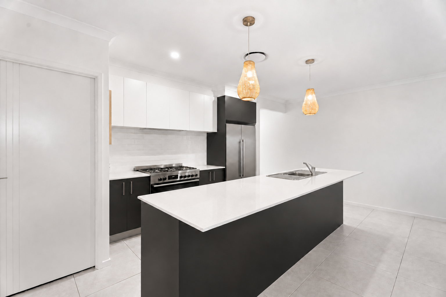 4 Coolamon Court, URRAWEEN, QLD 4655 AUS