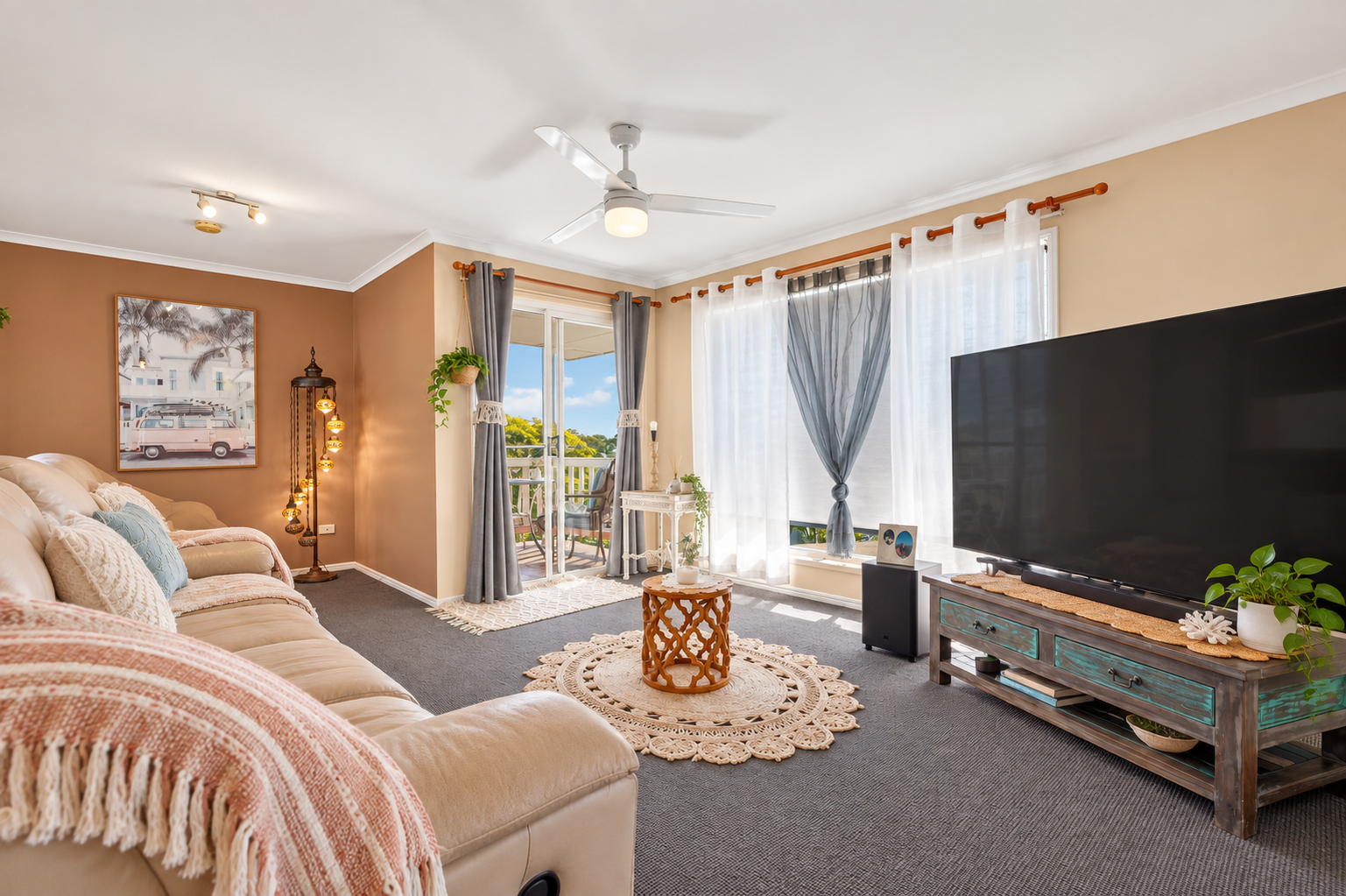 15 Faye Avenue, SCARNESS, QLD 4655 AUS