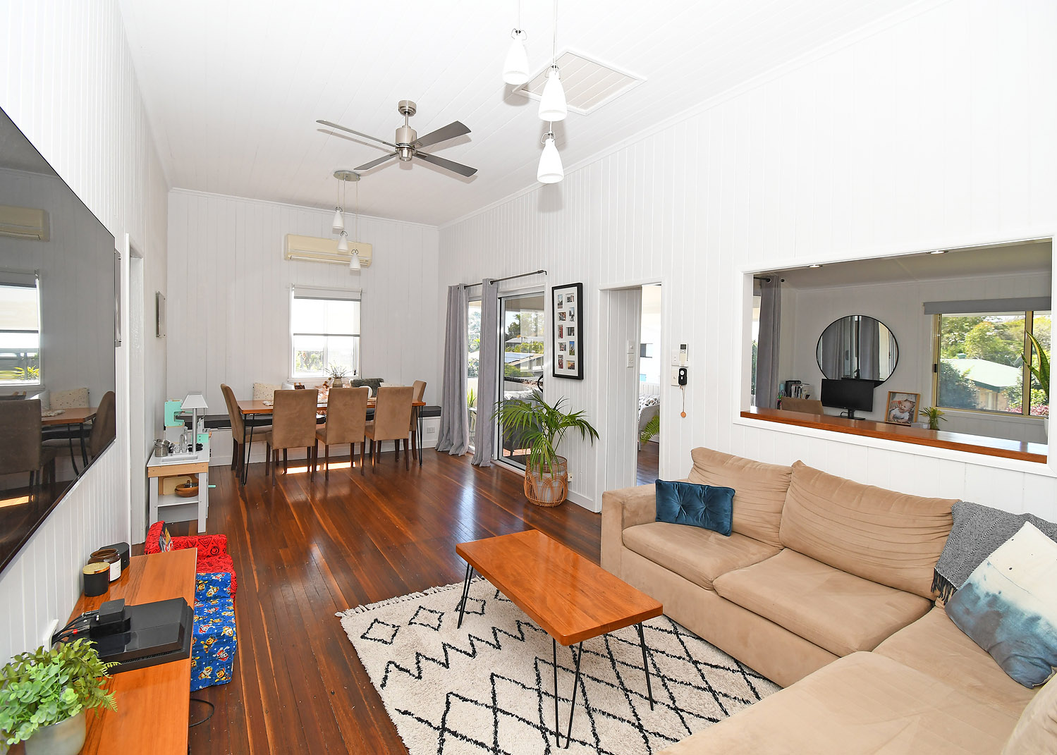 7 Lincolnfield Street, TORQUAY, QLD 4655 AUS