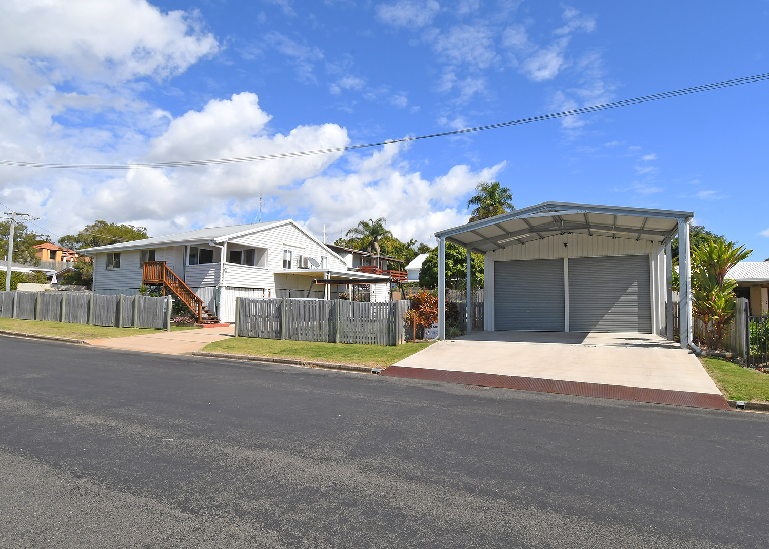 7 Lincolnfield Street, TORQUAY, QLD 4655 AUS