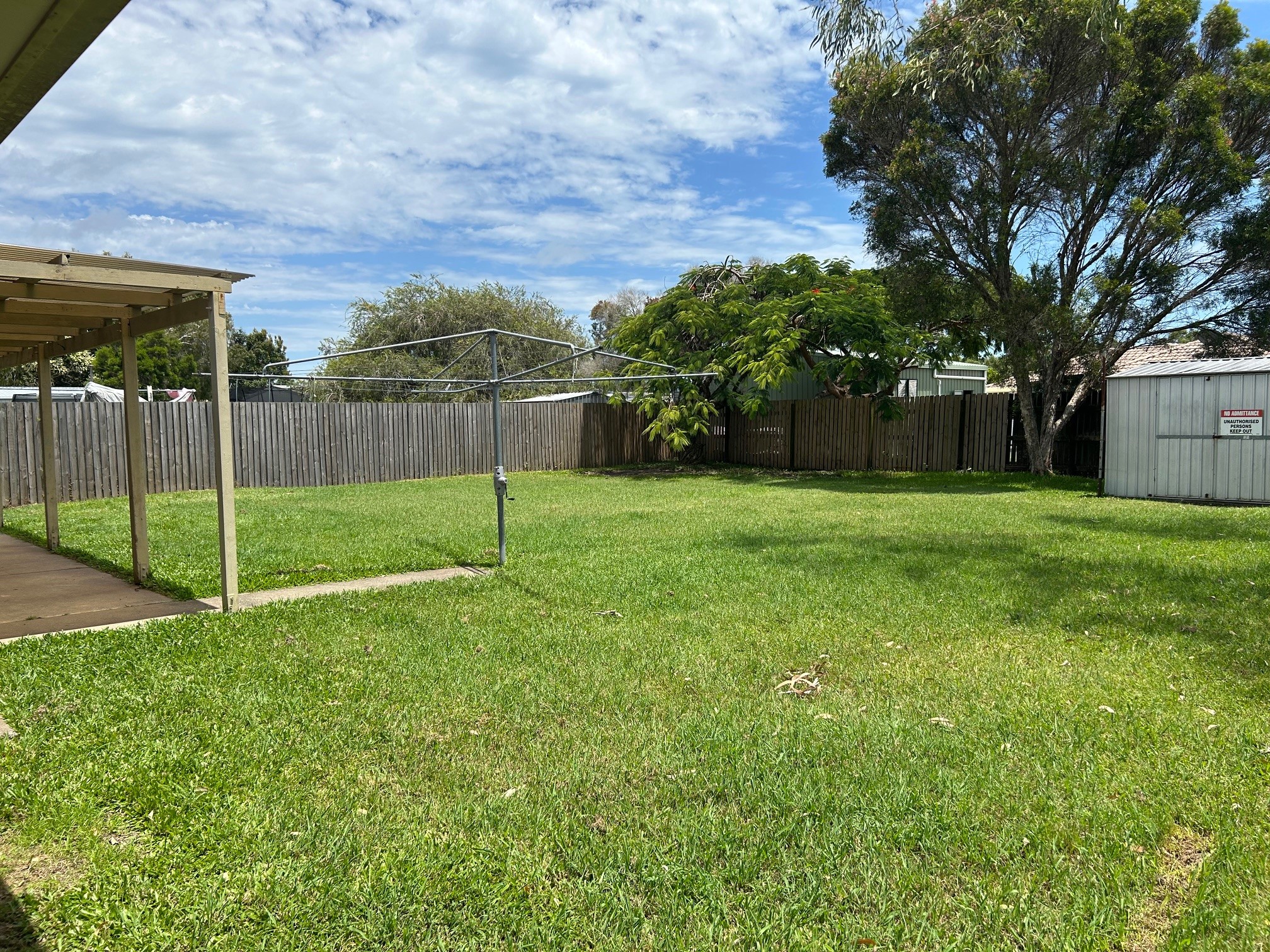 24 Cedar Crescent, KAWUNGAN, QLD 4655 AUS