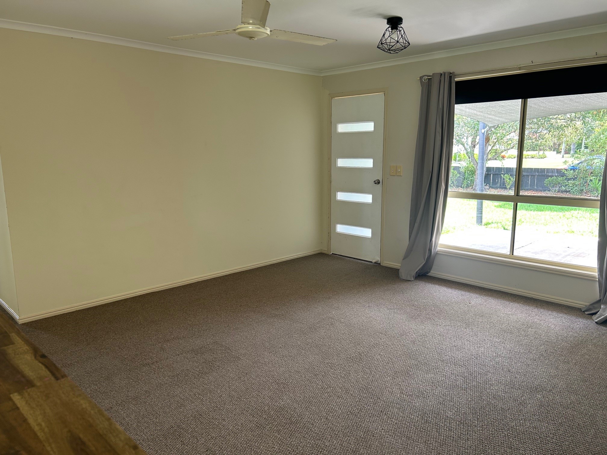 24 Cedar Crescent, KAWUNGAN, QLD 4655 AUS