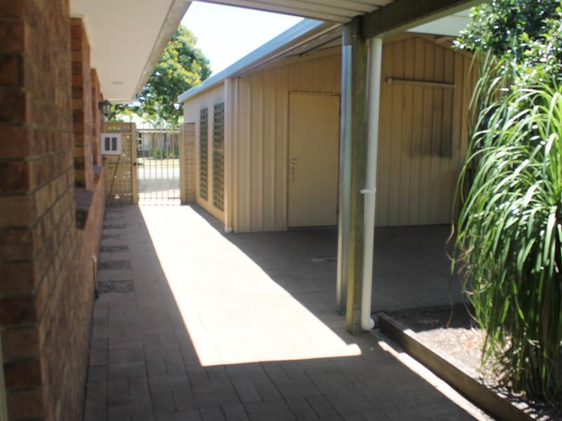 22 Acacia Street, POINT VERNON, QLD 4655 AUS
