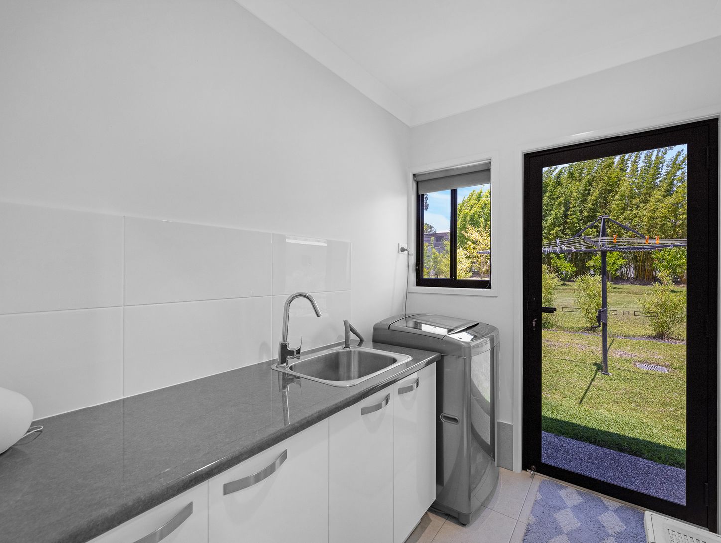 138-140 Cove Boulevard, RIVER HEADS, QLD 4655 AUS