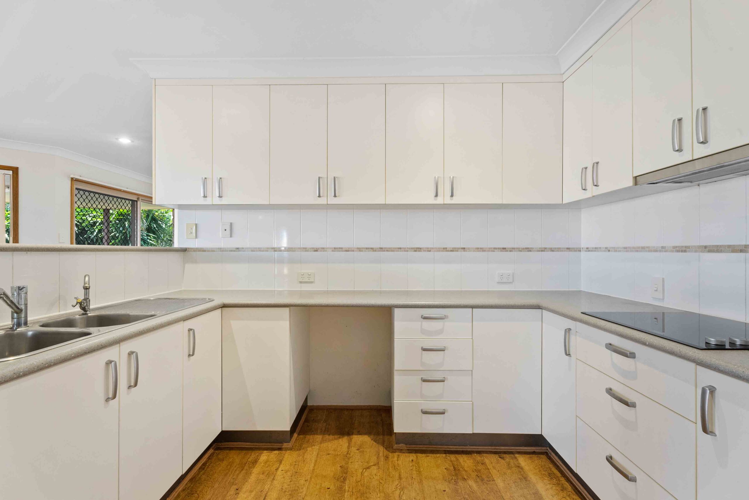 10 Queensbury Grove, URRAWEEN, QLD 4655 AUS