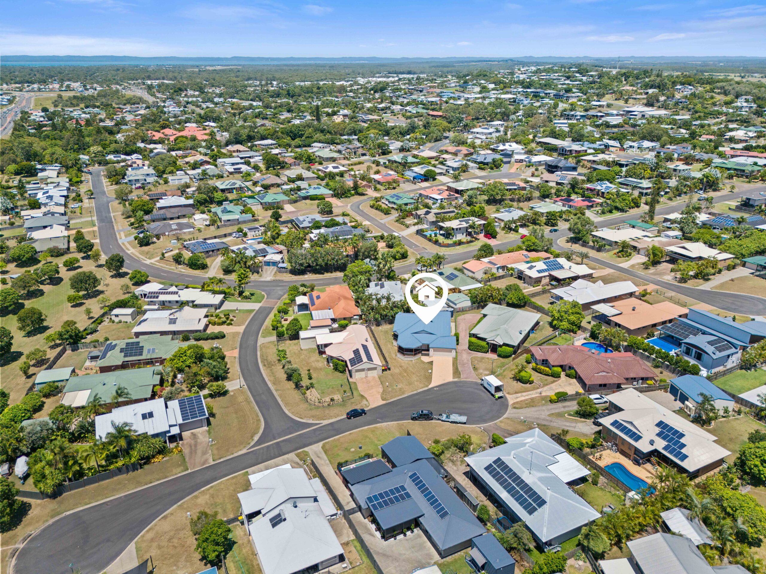 10 Queensbury Grove, URRAWEEN, QLD 4655 AUS