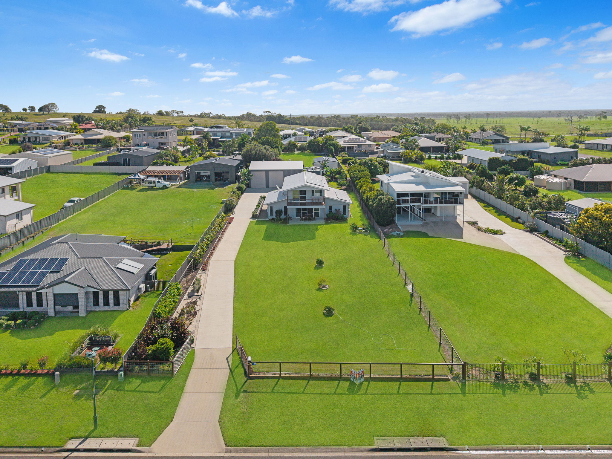 41 Windjammer Circuit, RIVER HEADS, QLD 4655 AUS