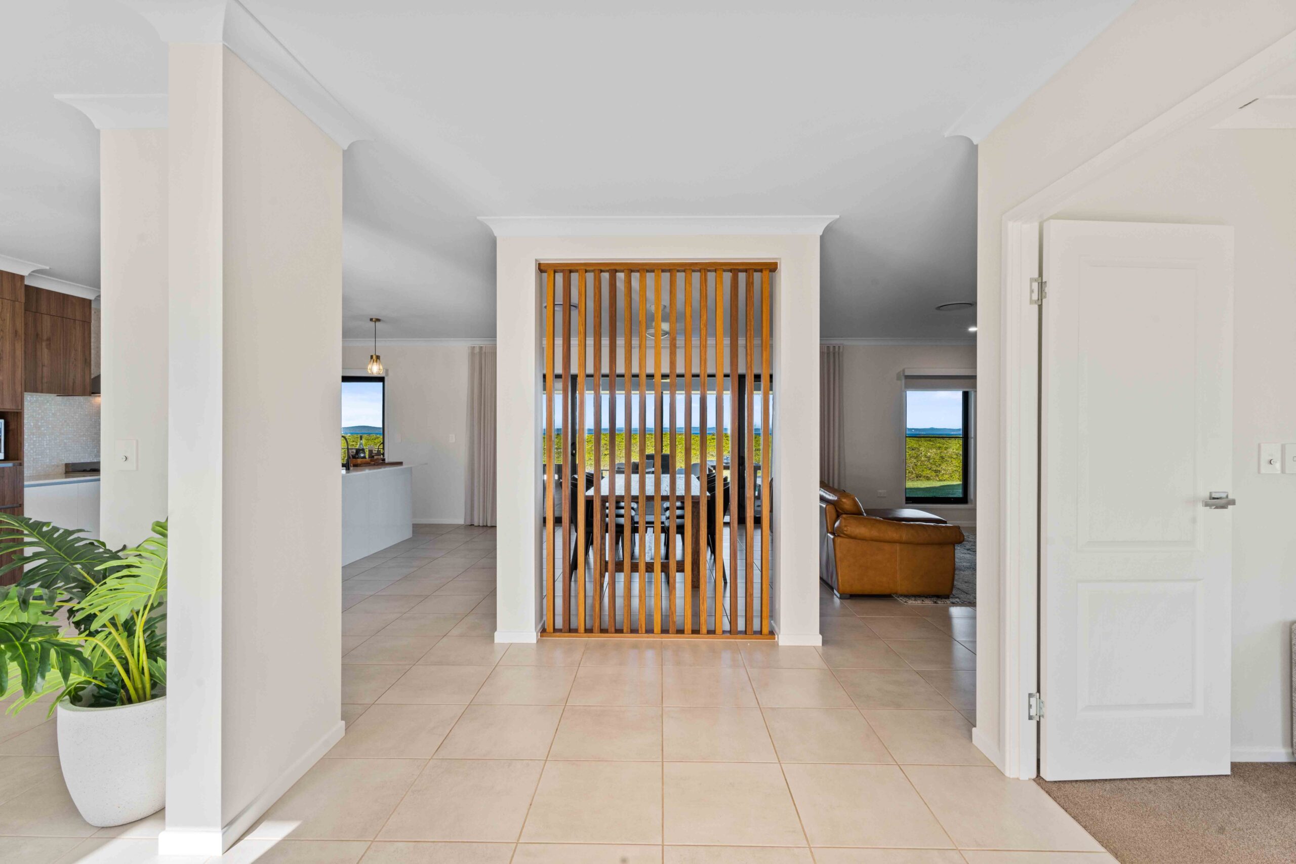 1 Shore Road East, BOORAL, QLD 4655 AUS