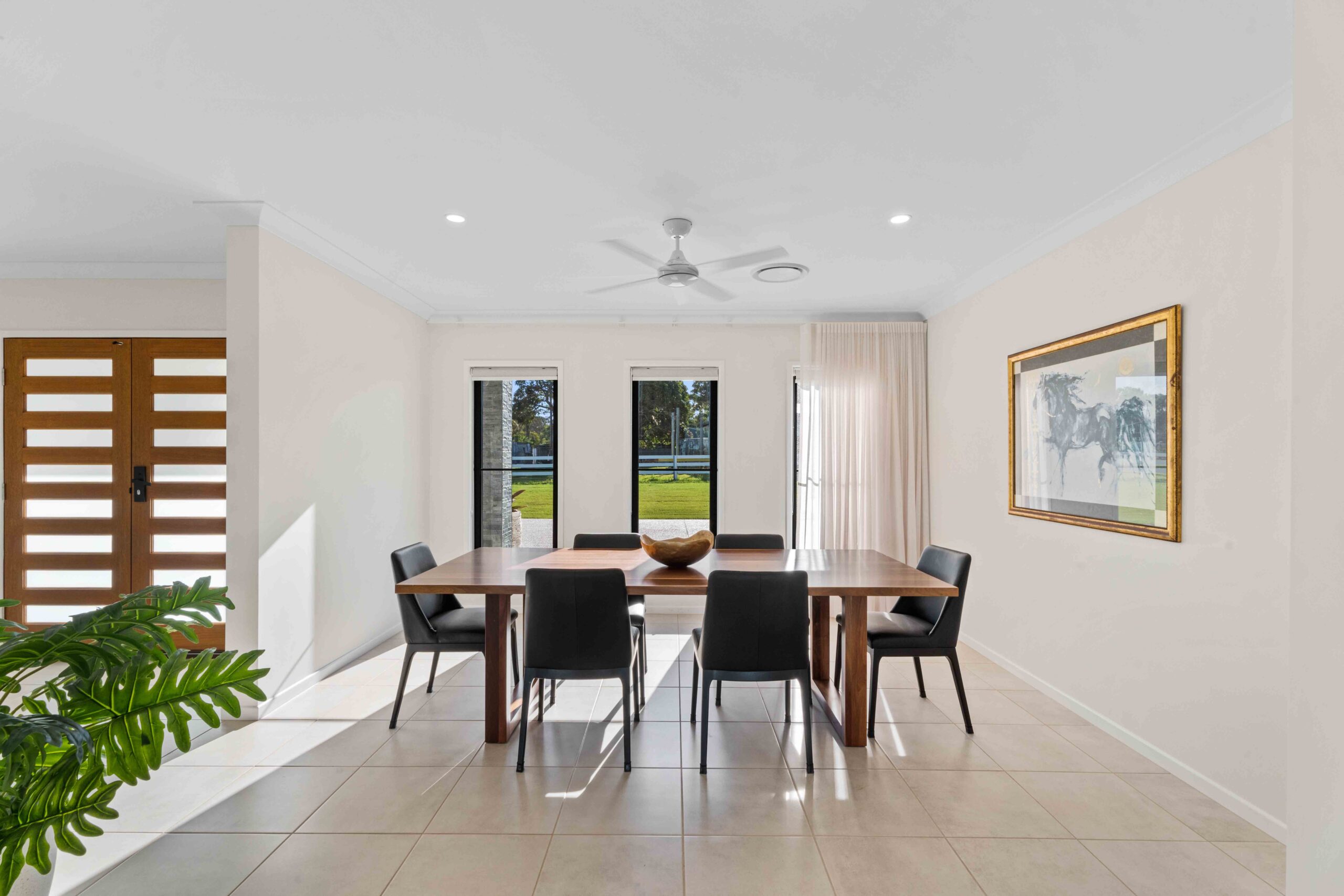 1 Shore Road East, BOORAL, QLD 4655 AUS