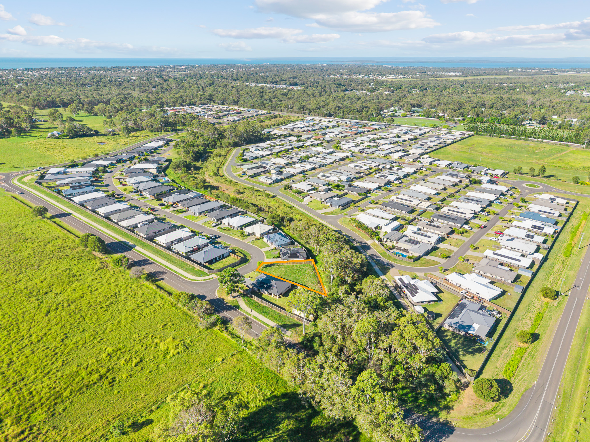 46 Abode Way, KAWUNGAN, QLD 4655 AUS