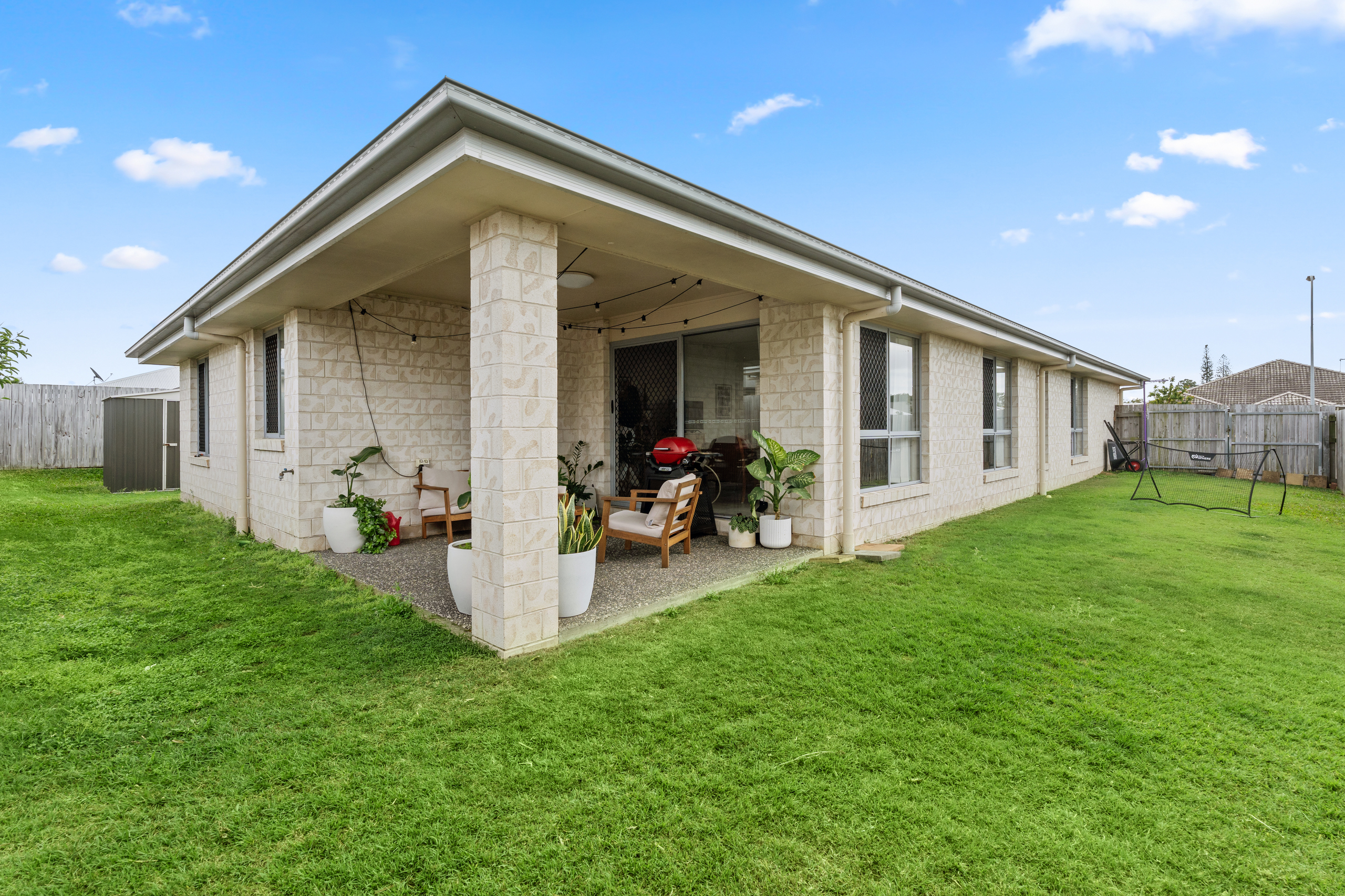 32 Seahaven Circuit, PIALBA, QLD 4655 AUS