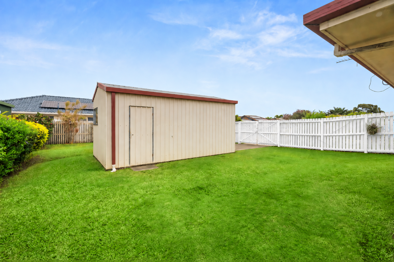 2 Archer Drive, POINT VERNON, QLD 4655 AUS