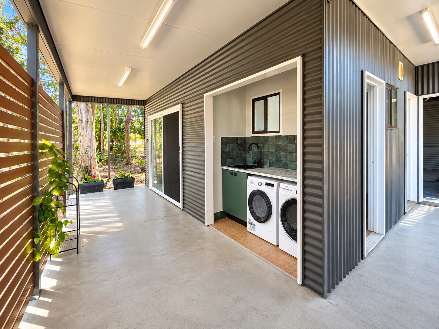 12-14 Parraweena Court, POINT VERNON, QLD 4655 AUS