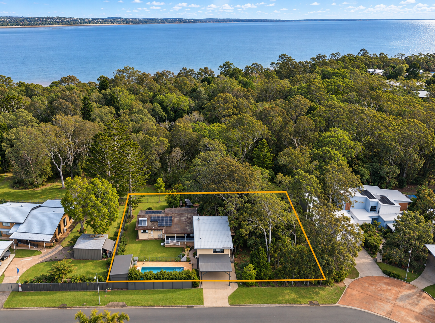 12-14 Parraweena Court, POINT VERNON, QLD 4655 AUS
