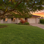 2 Archer Drive, POINT VERNON, QLD 4655 AUS