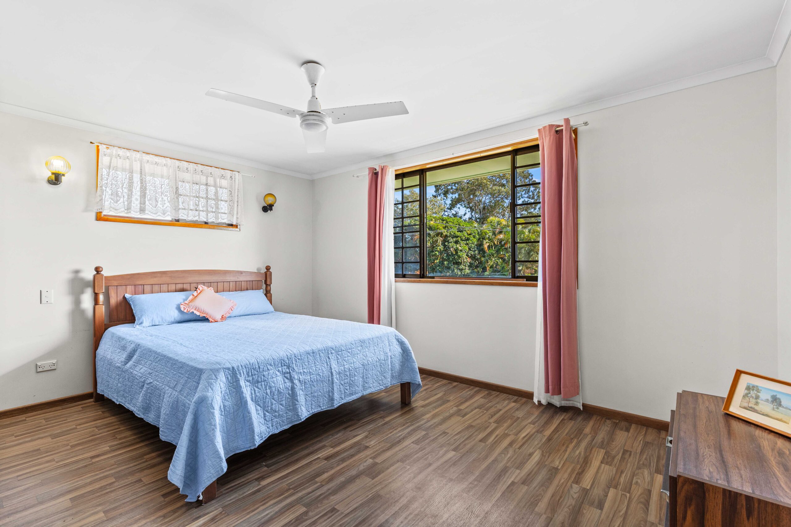 98 Lauren Street, URANGAN, QLD 4655 AUS