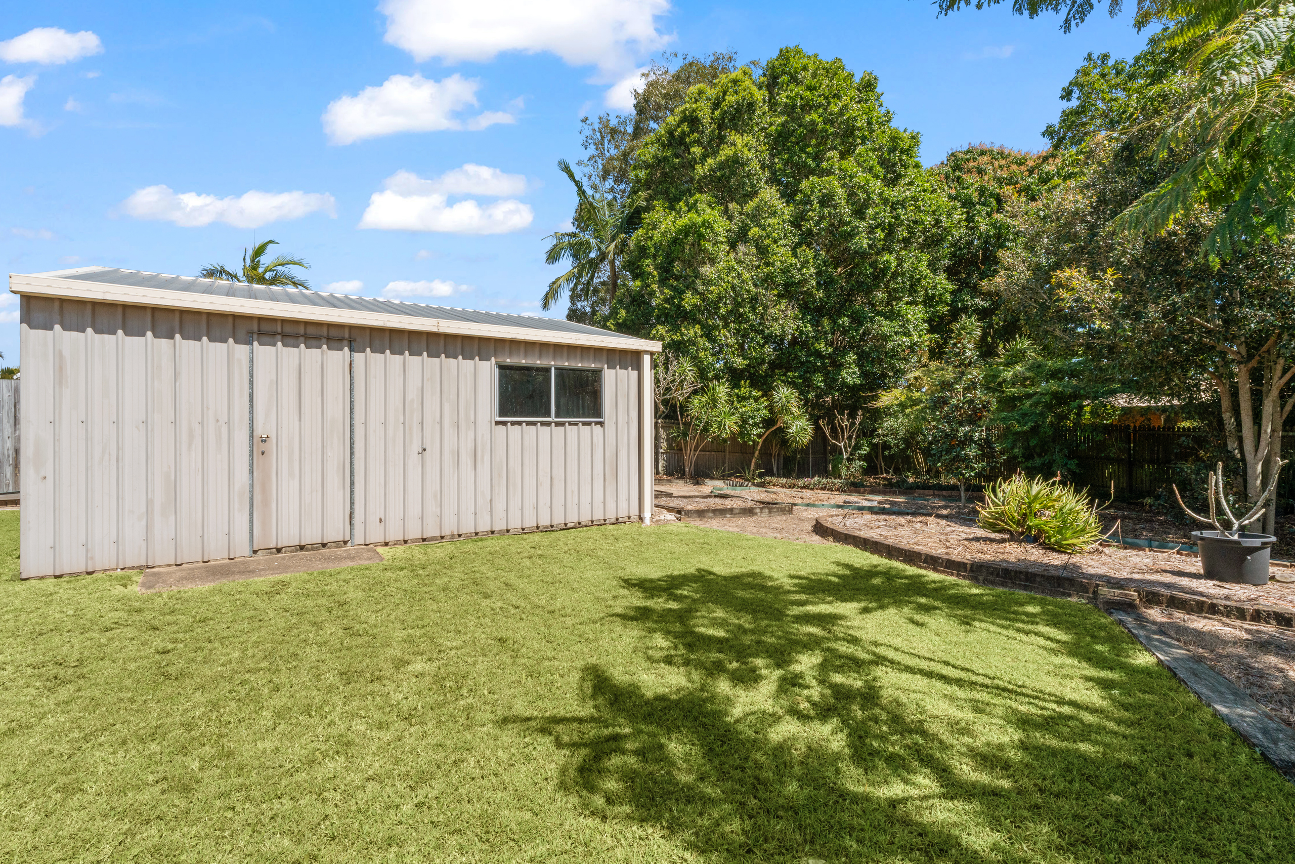 20 Anembo Drive, TORQUAY, QLD 4655 AUS