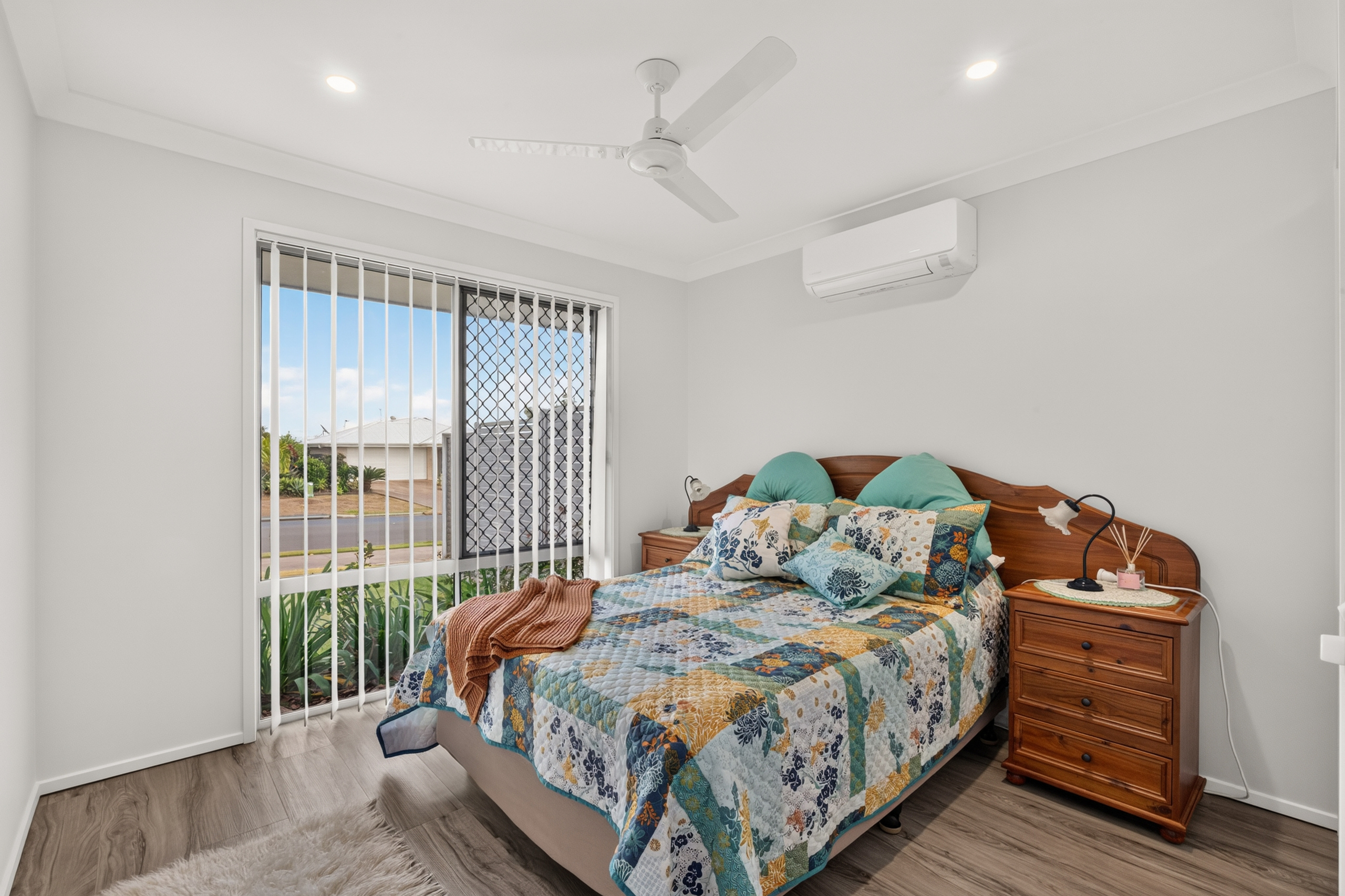 60 Blaxland Road, URRAWEEN, QLD 4655 AUS