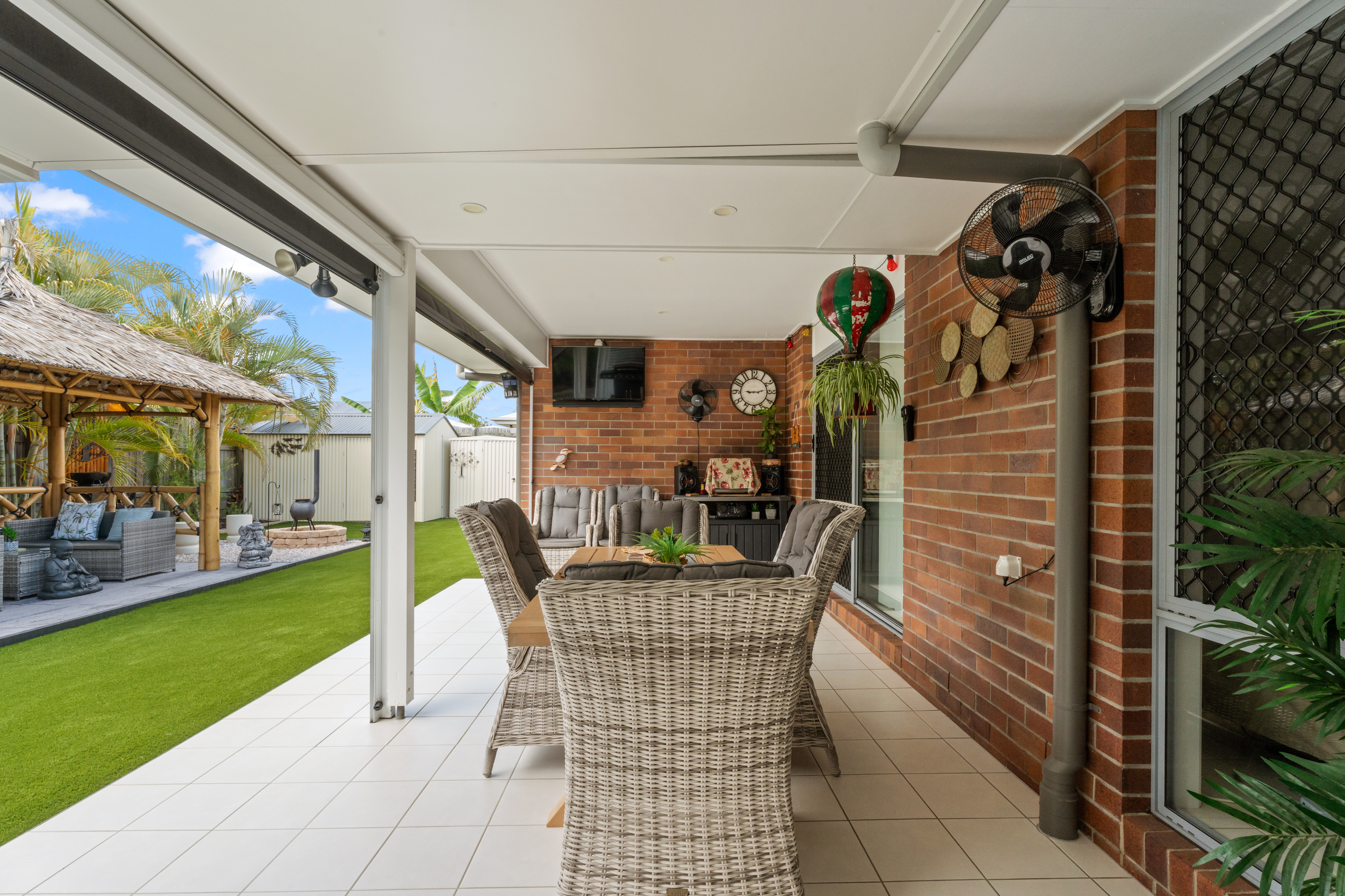 60 Blaxland Road, URRAWEEN, QLD 4655 AUS