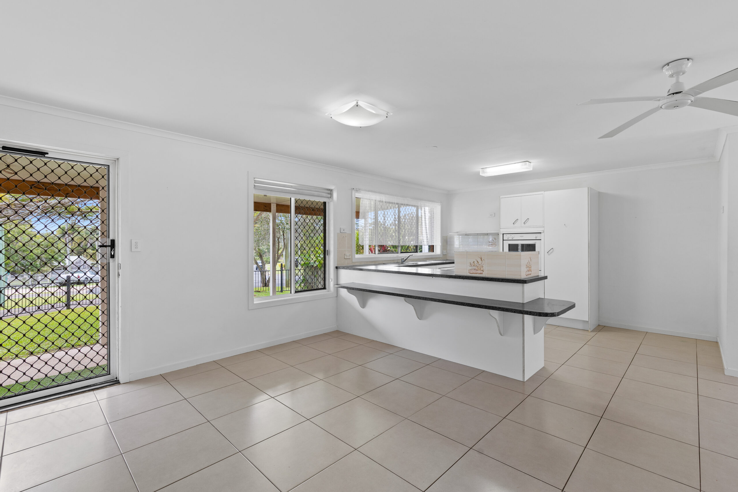 3 Diana Place, URANGAN, QLD 4655 AUS
