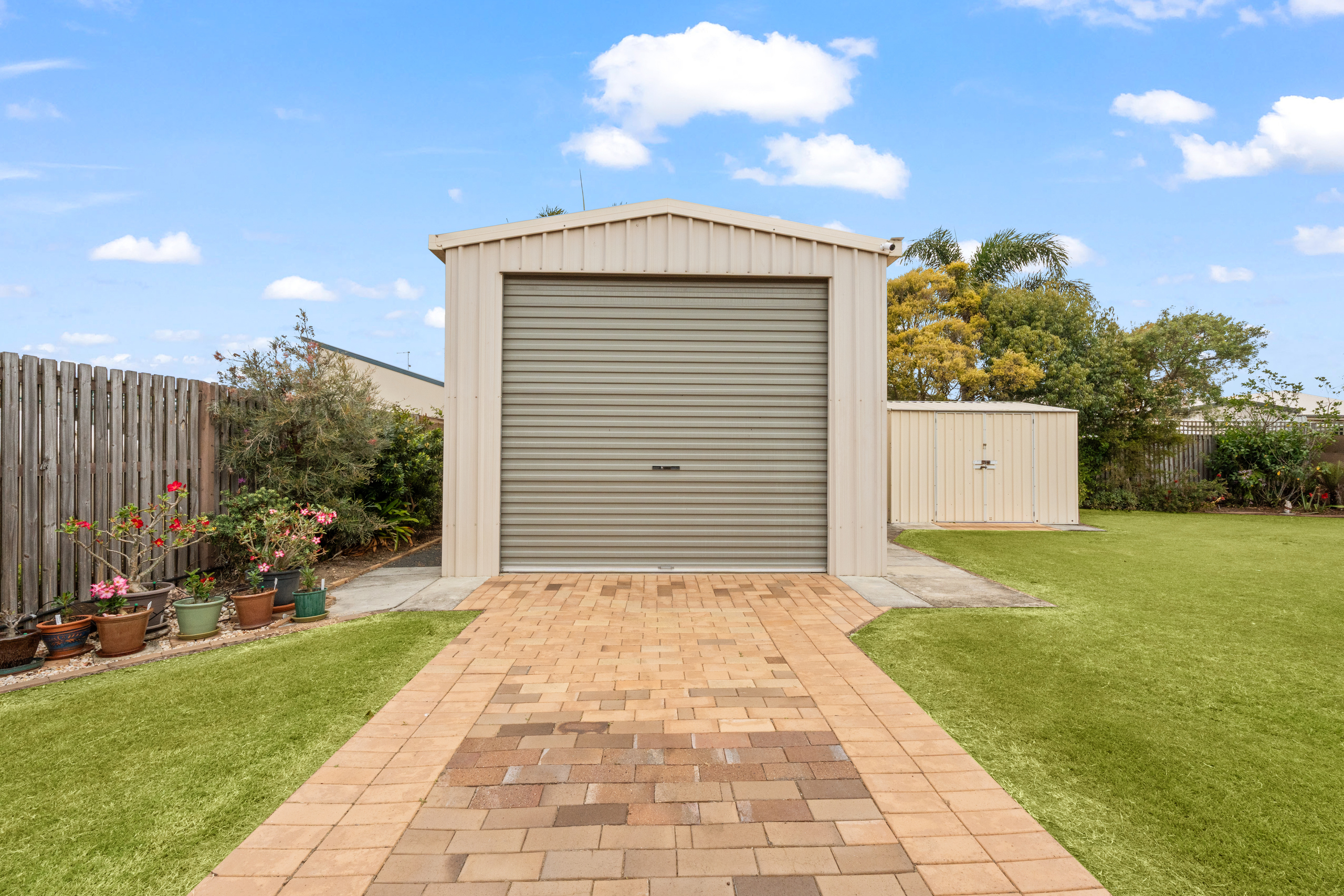 URRAWEEN, QLD 4655 AUS