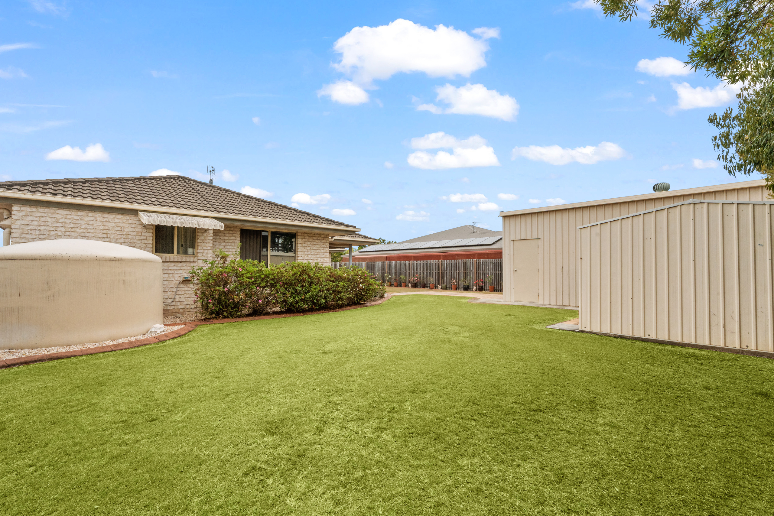 URRAWEEN, QLD 4655 AUS