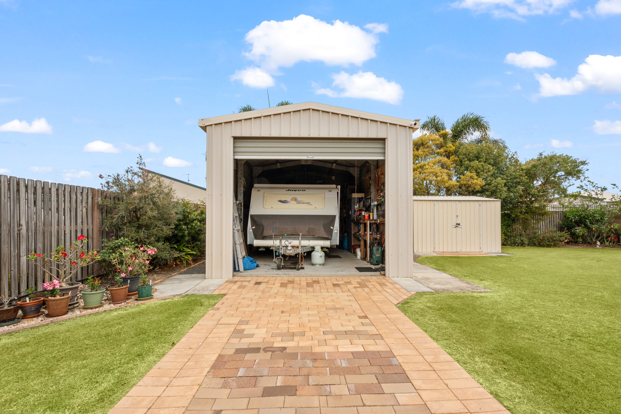 URRAWEEN, QLD 4655 AUS