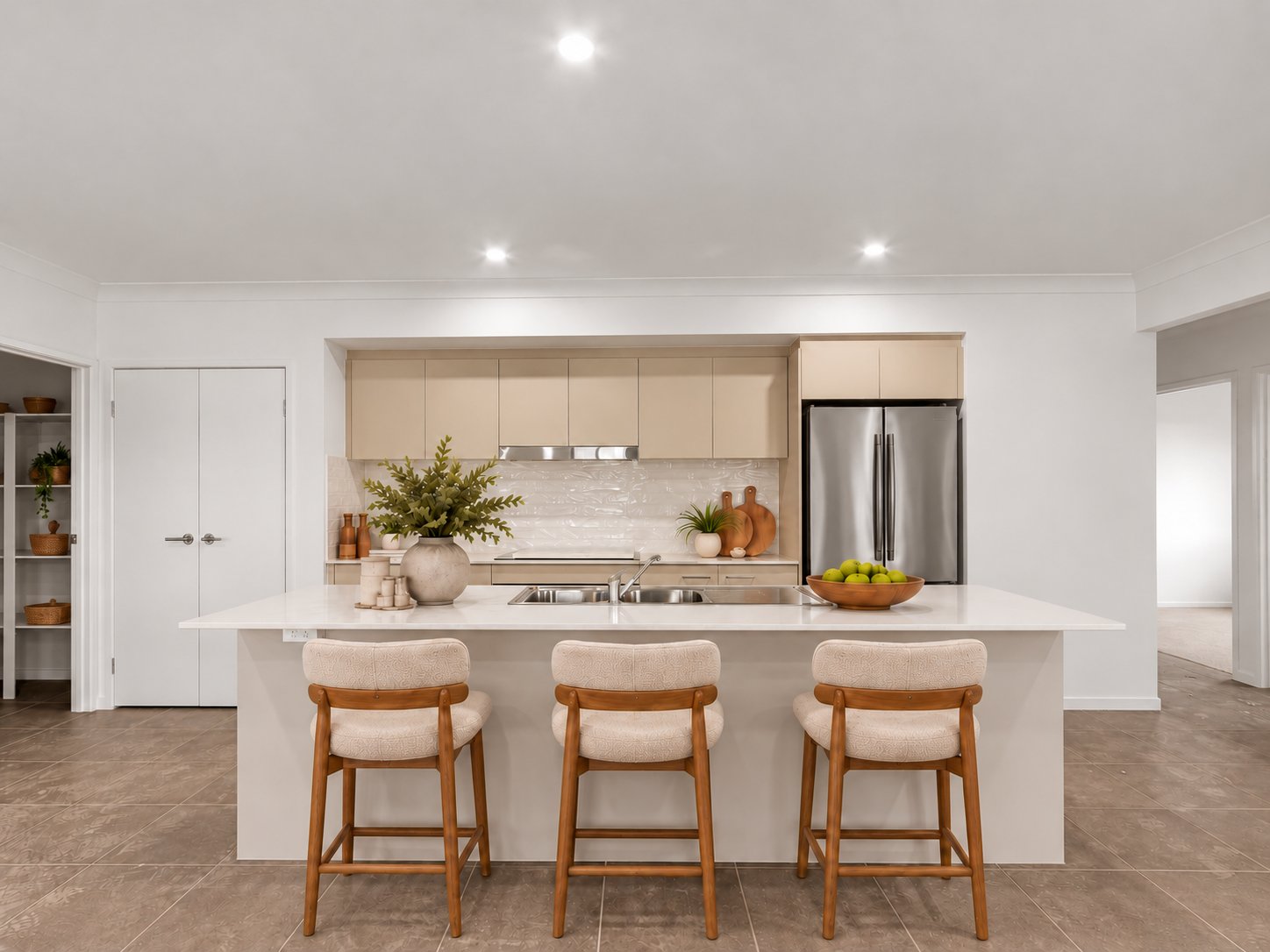 3 Violet Avenue, KAWUNGAN, QLD 4655 AUS